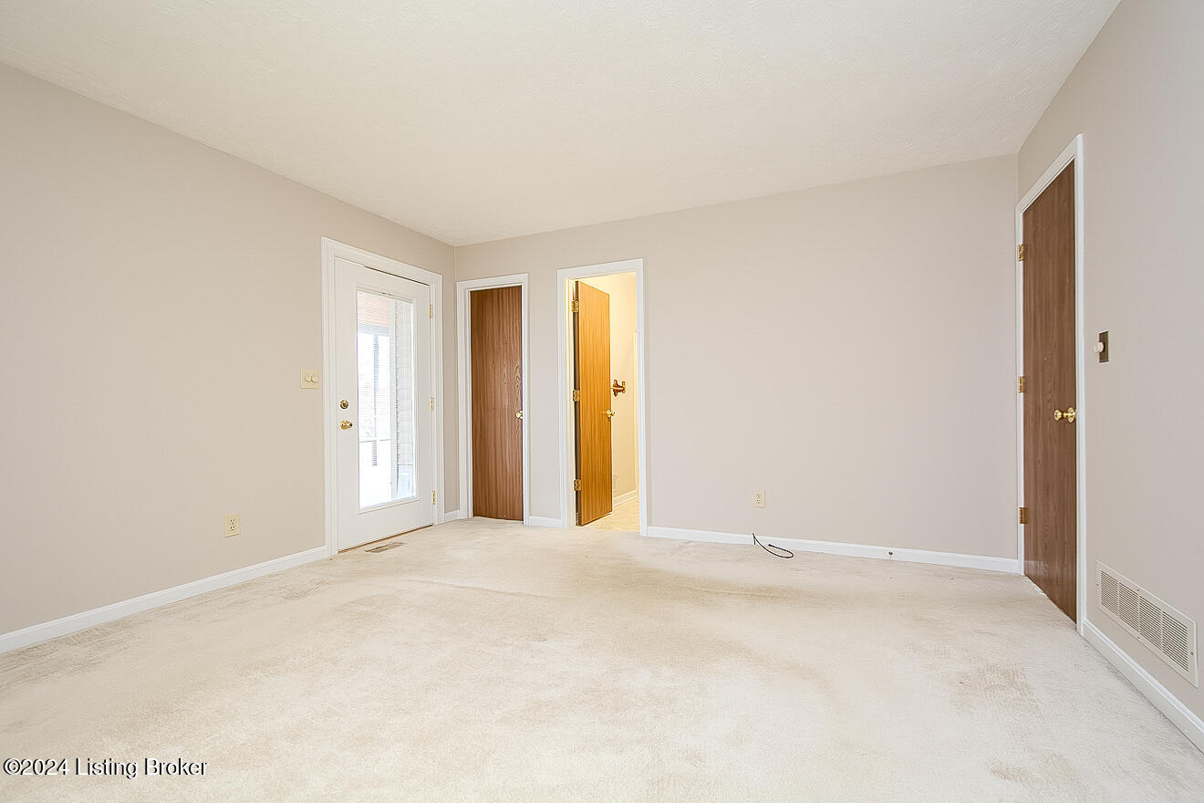 3125 Spring Breeze Ct