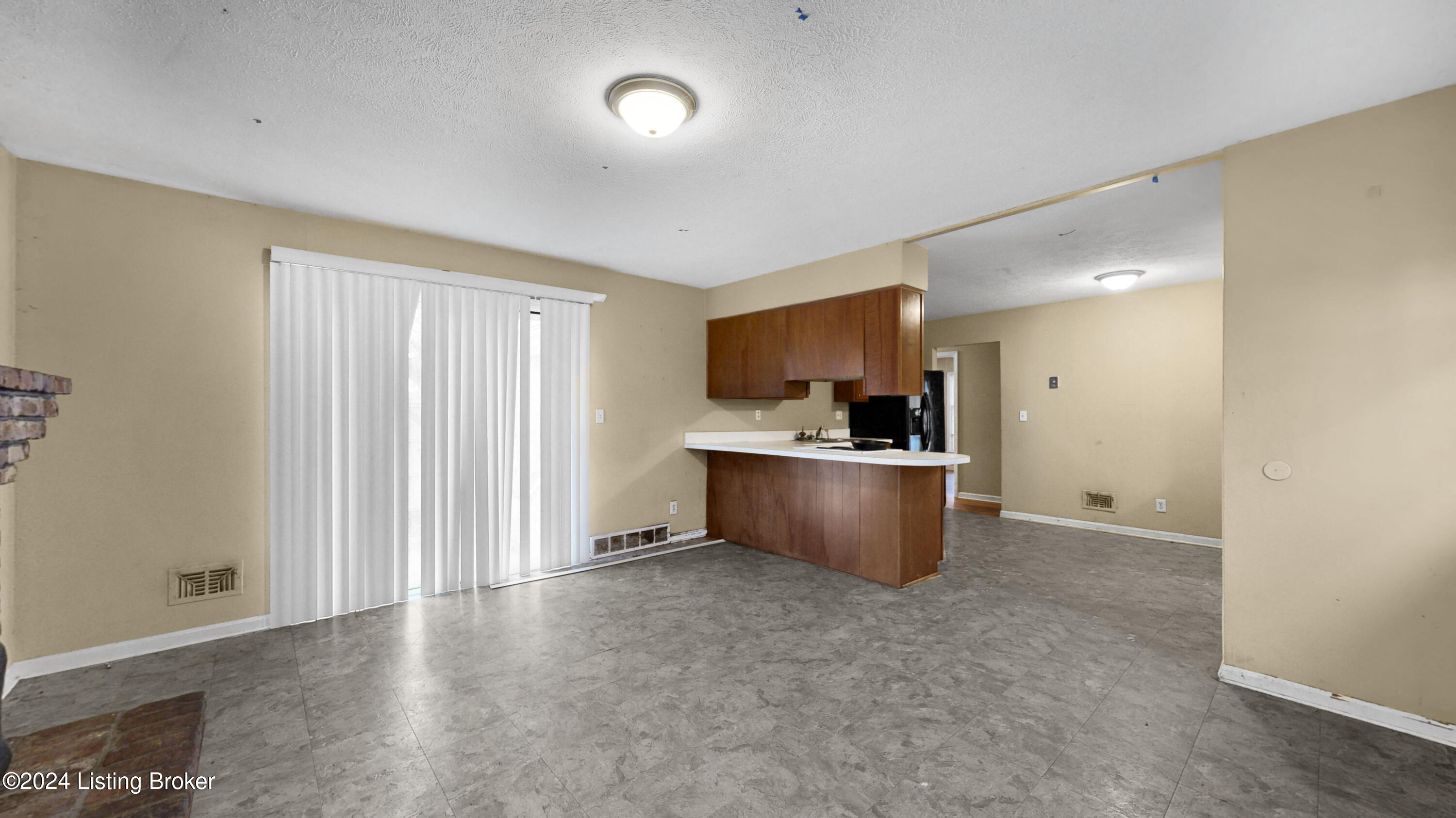 5412 Dannyboy Ln