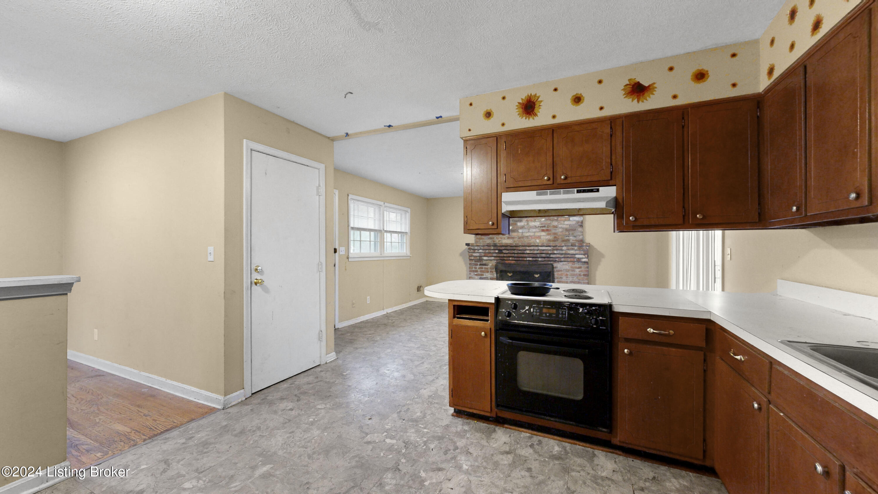 5412 Dannyboy Ln