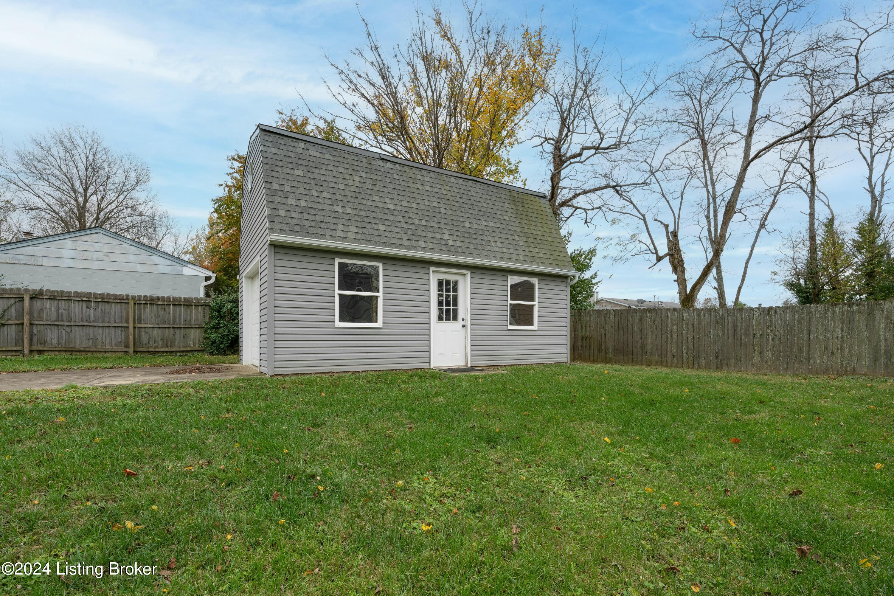 5005 Bowcester Dr