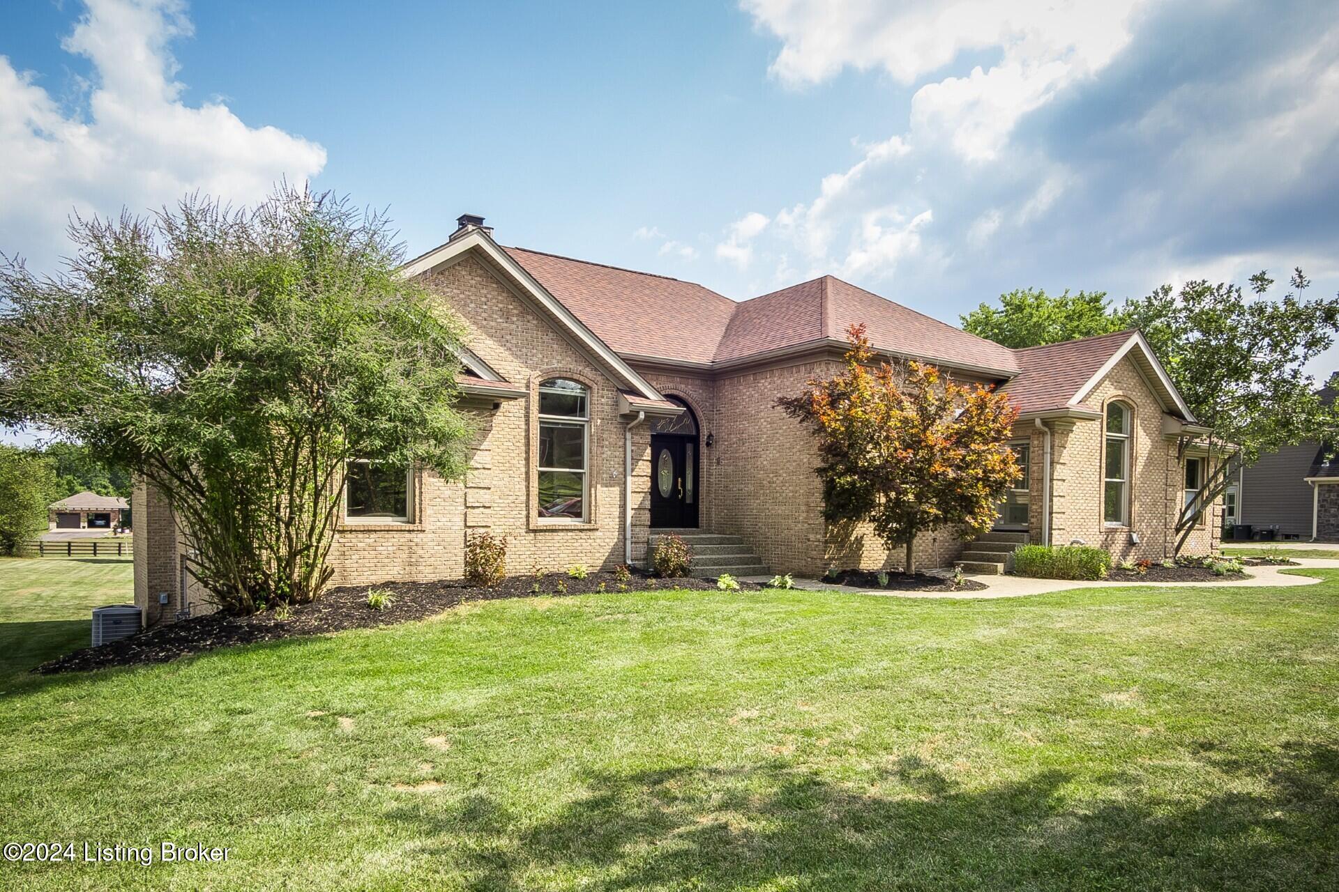 8101 Chapel Dr