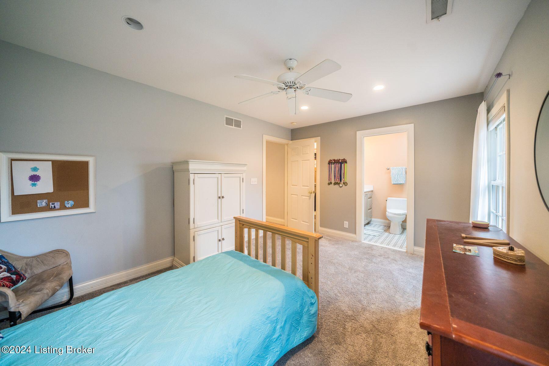 3800 Woodmont Park Ln