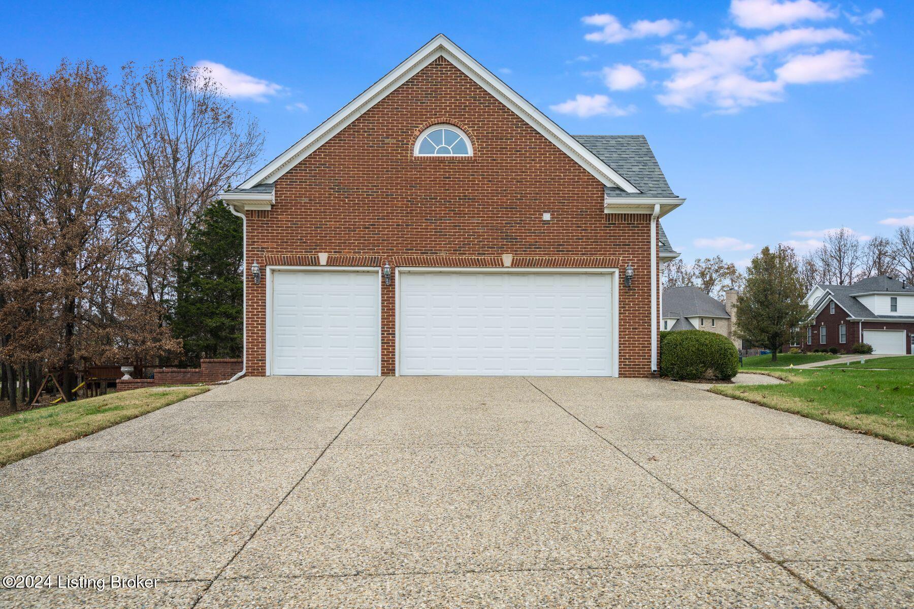 3800 Woodmont Park Ln