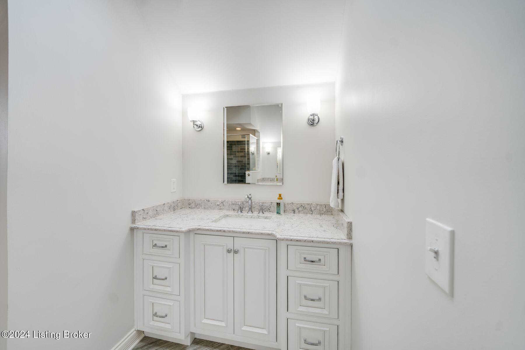 3800 Woodmont Park Ln