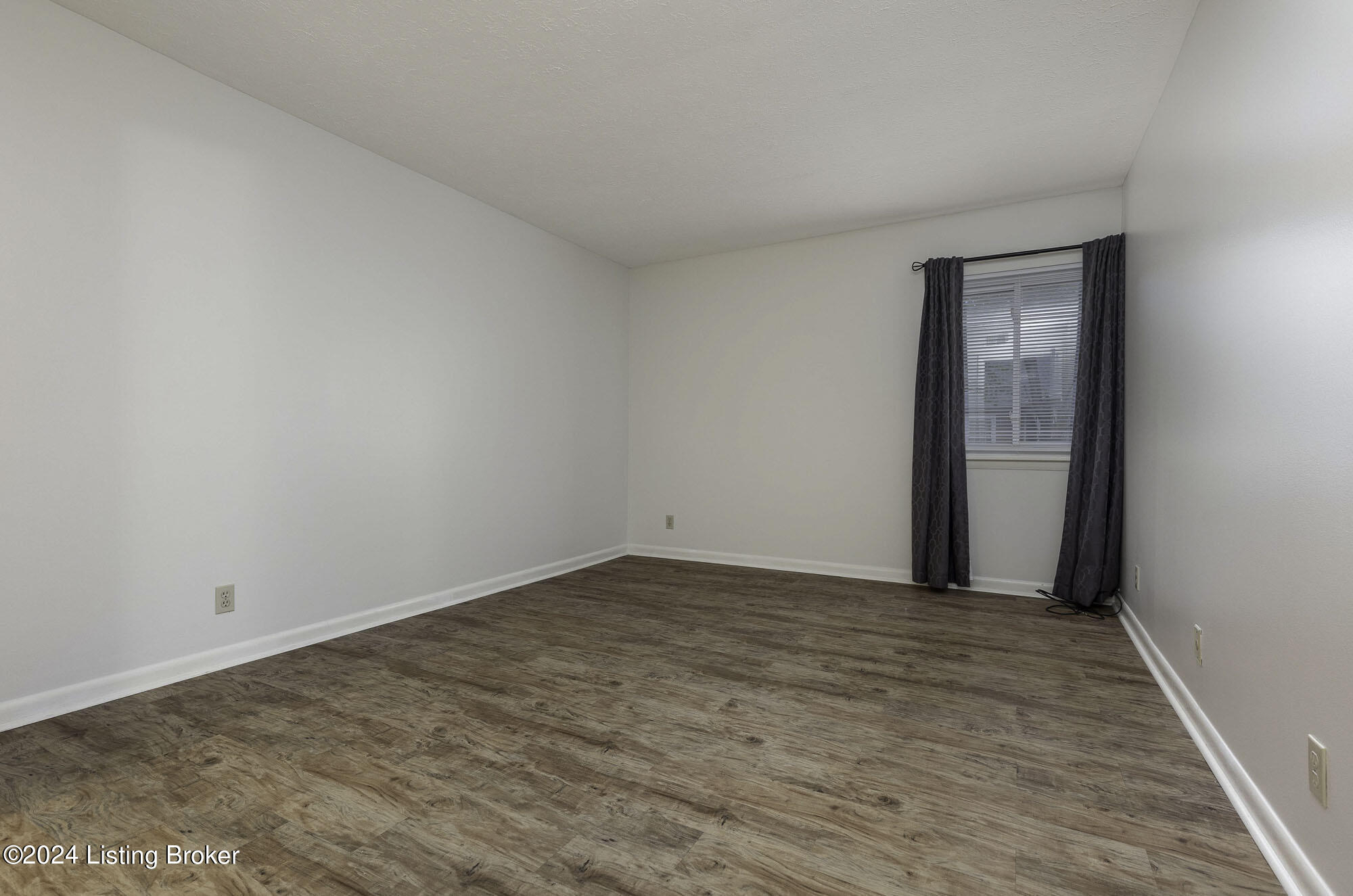 1815 Gardiner Ln, APT H72