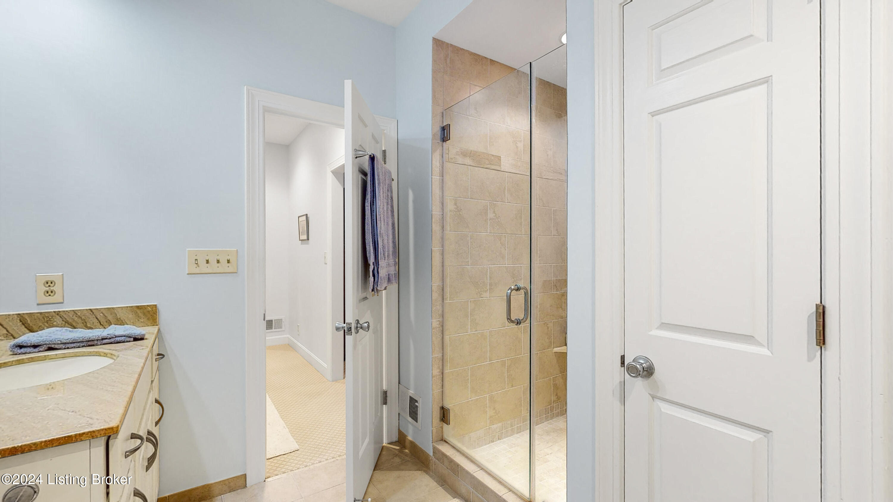 5504 Tecumseh Cir