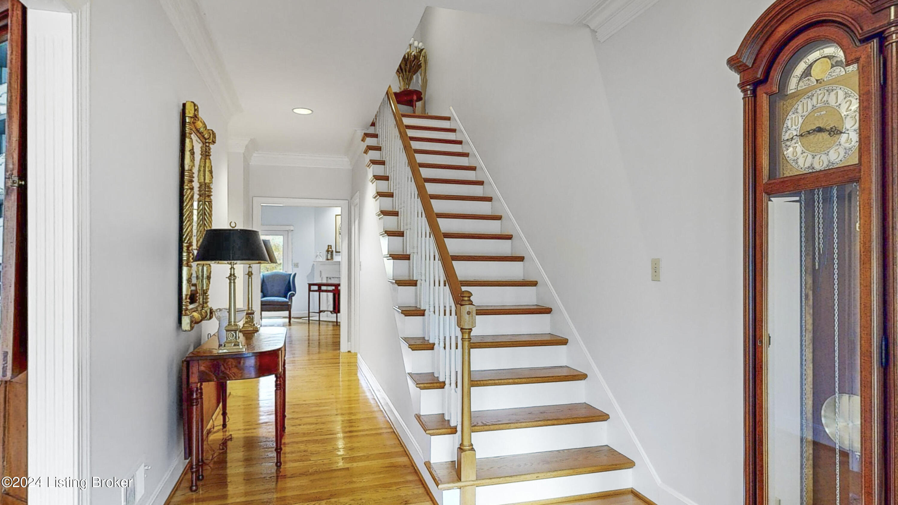 5504 Tecumseh Cir