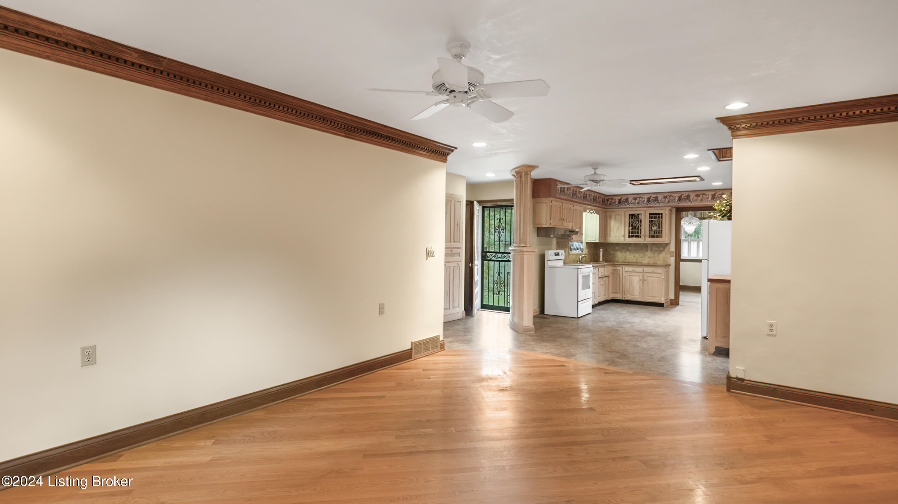 4104 Martha Ave