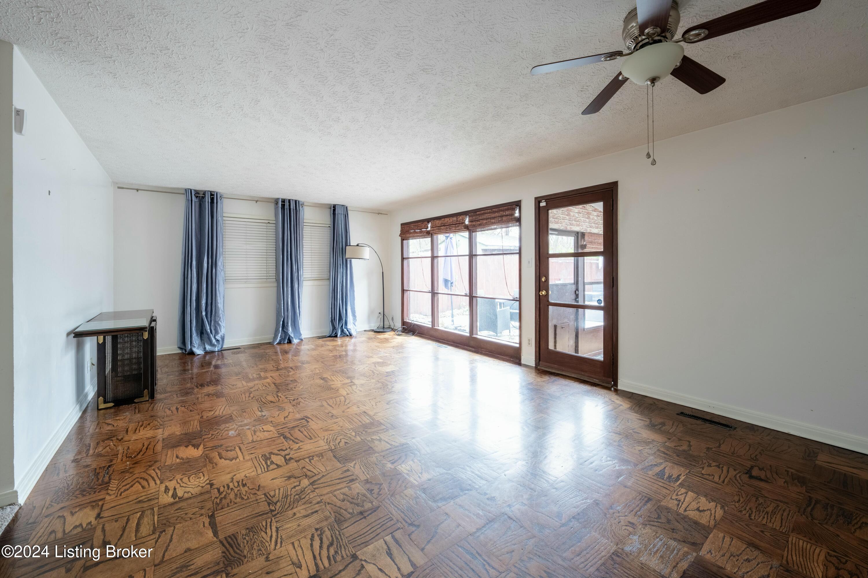 3134 Radiance Rd