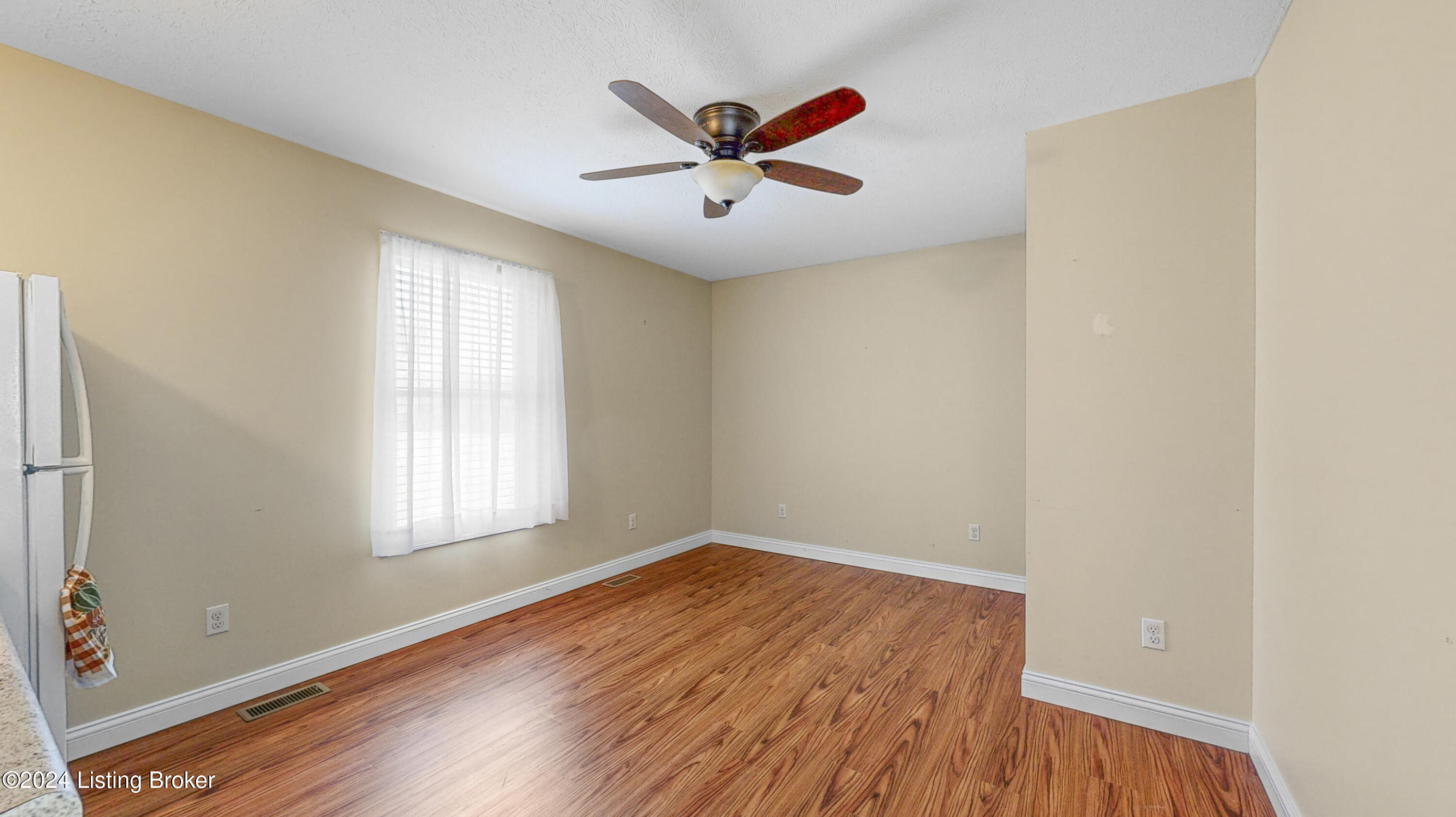 130 Rays Rd