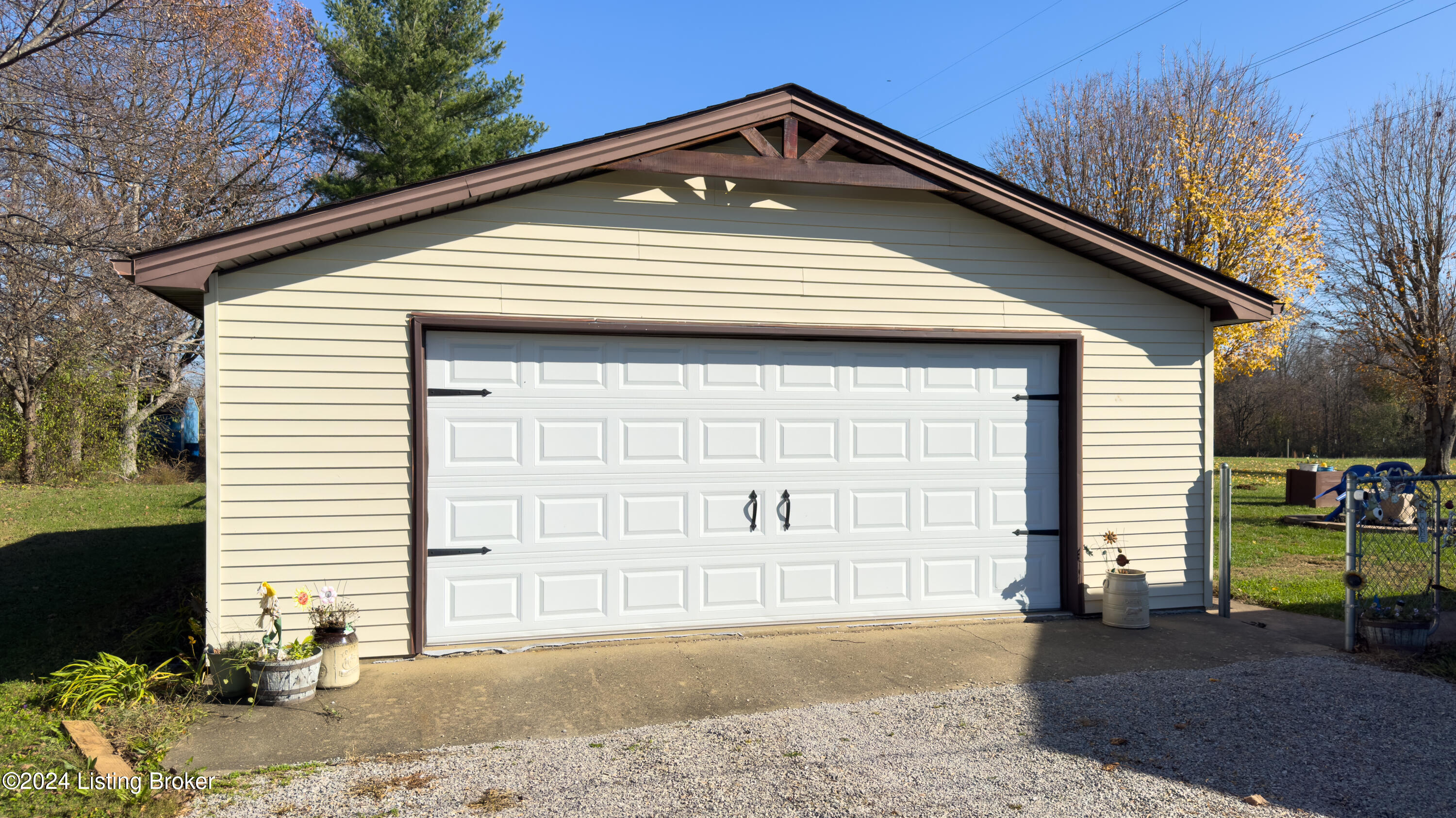 130 Rays Rd