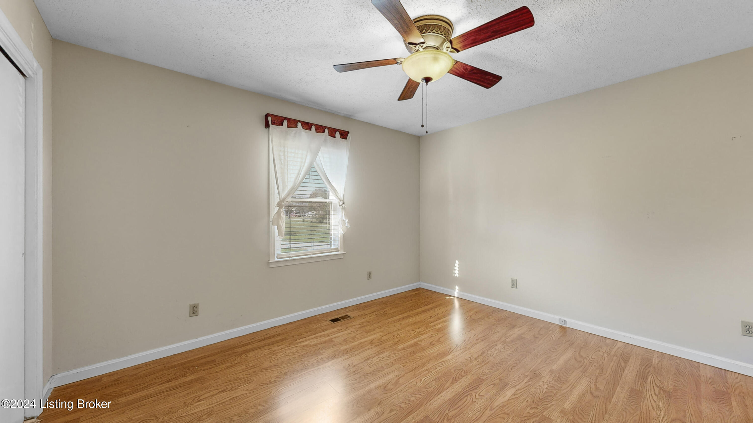 130 Rays Rd