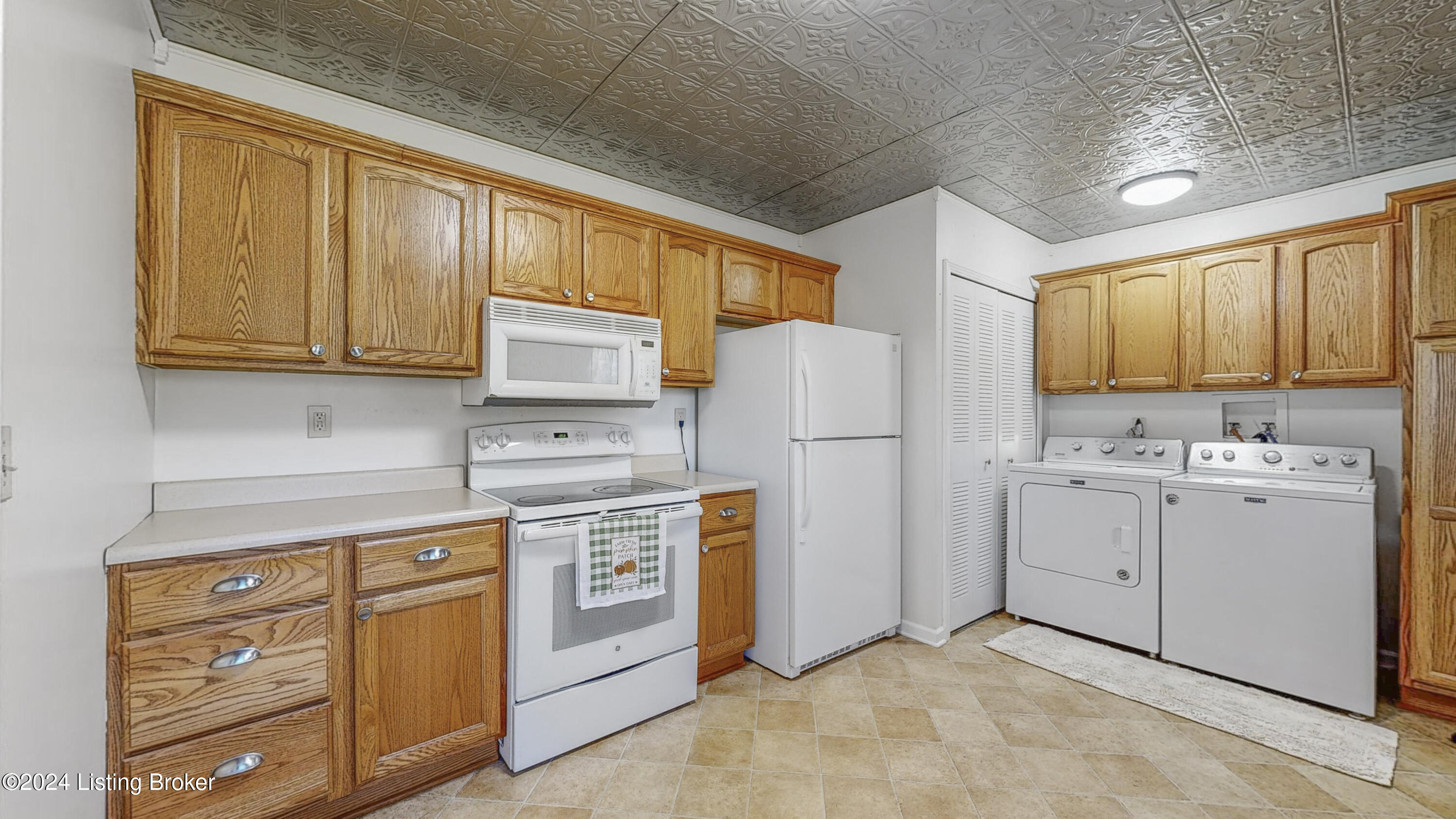 130 Rays Rd