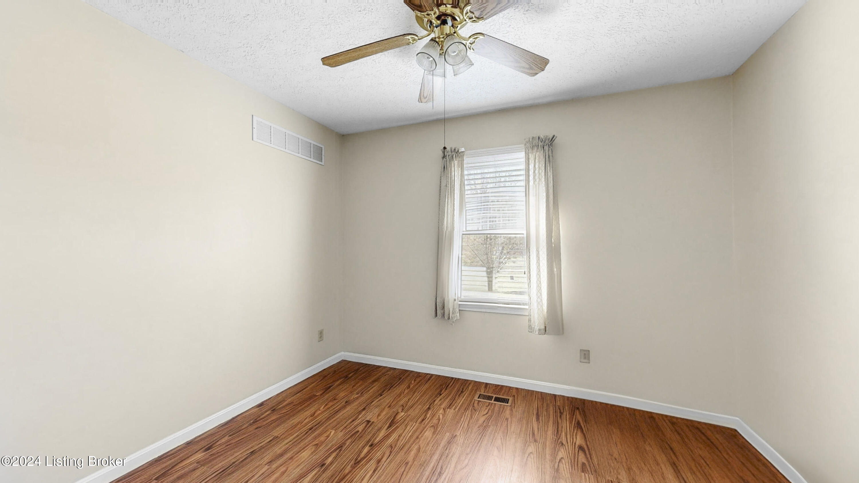 130 Rays Rd