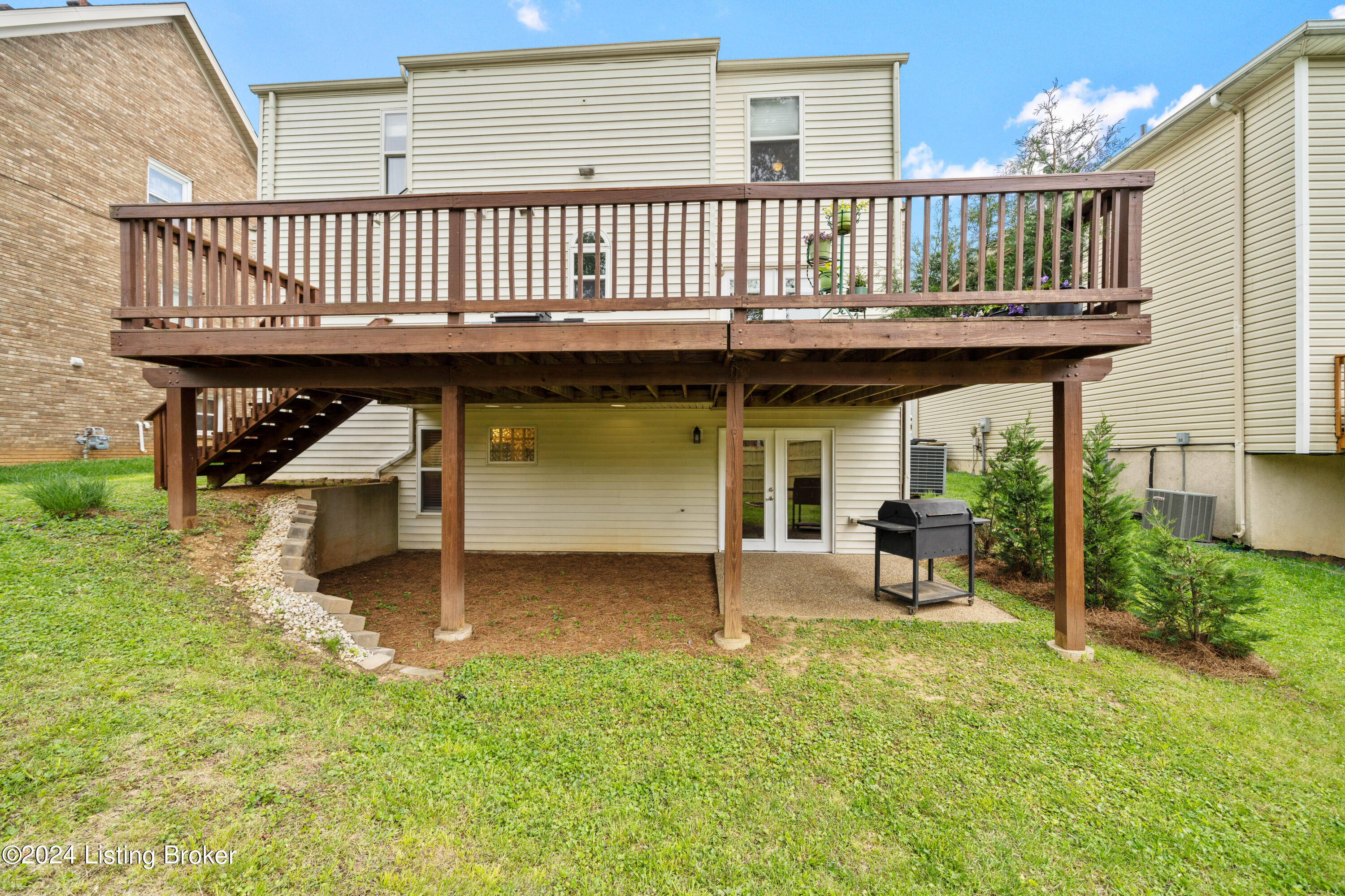 8705 Chelmer Ln