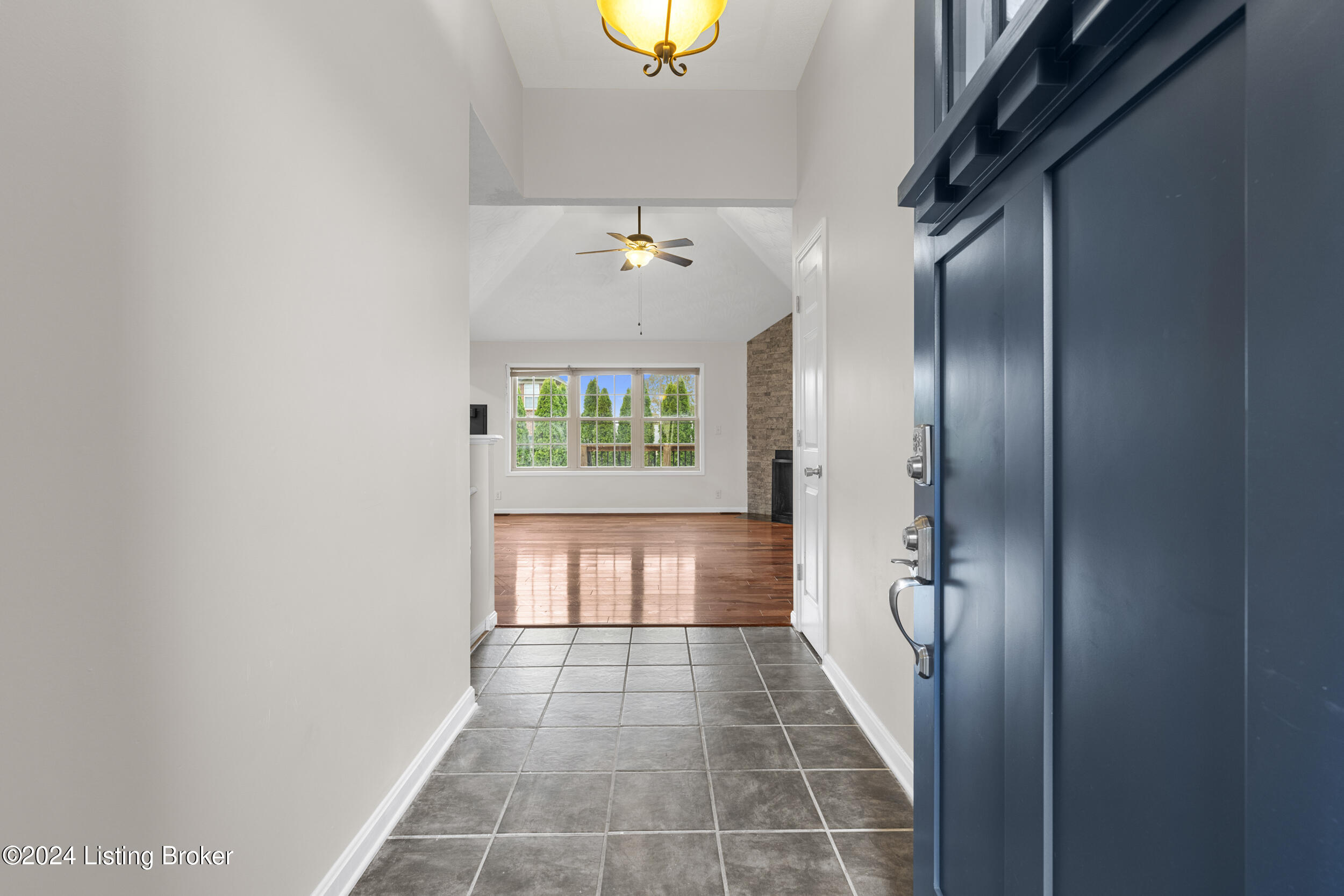 168 Maplewood Dr