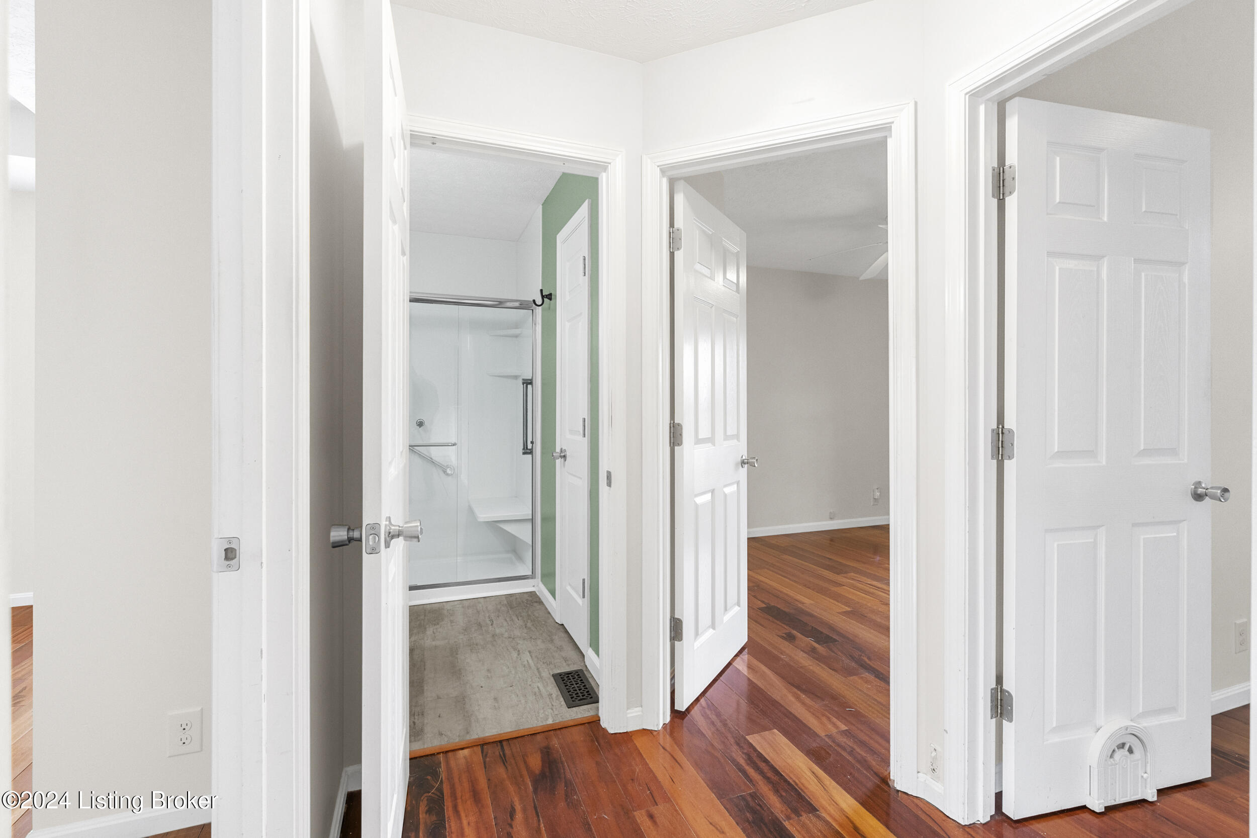 168 Maplewood Dr