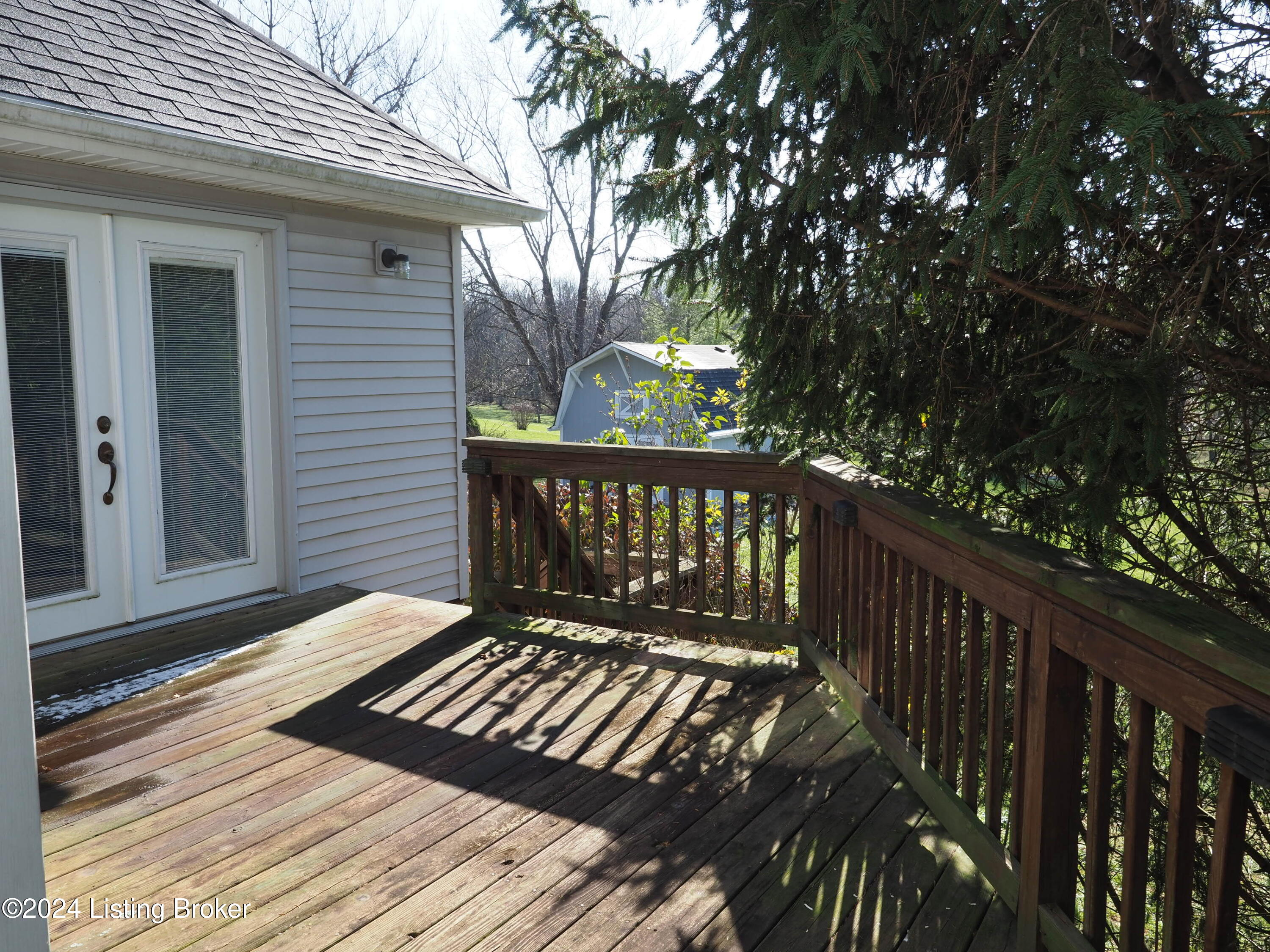 2323 Hochstrasser Rd