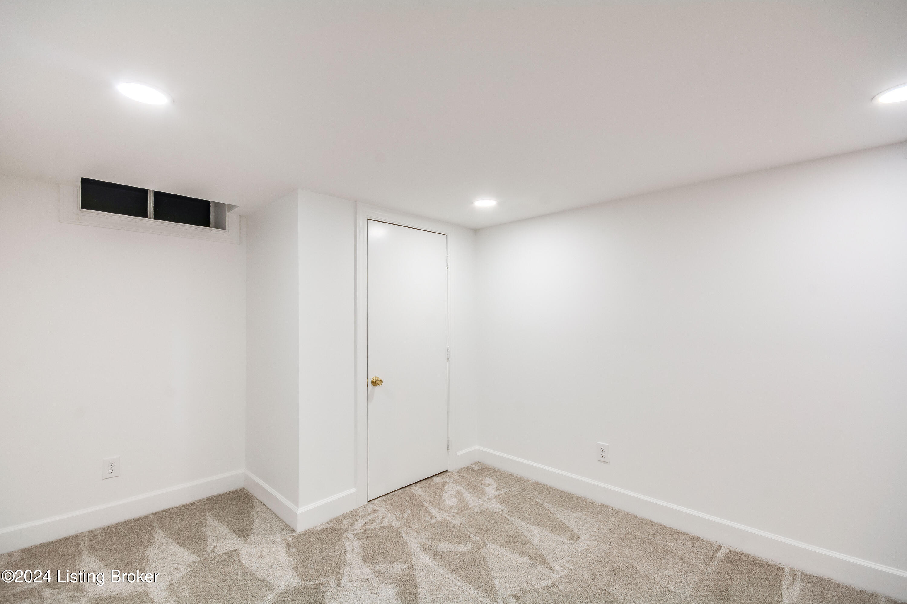 112 Sweetbriar Ln