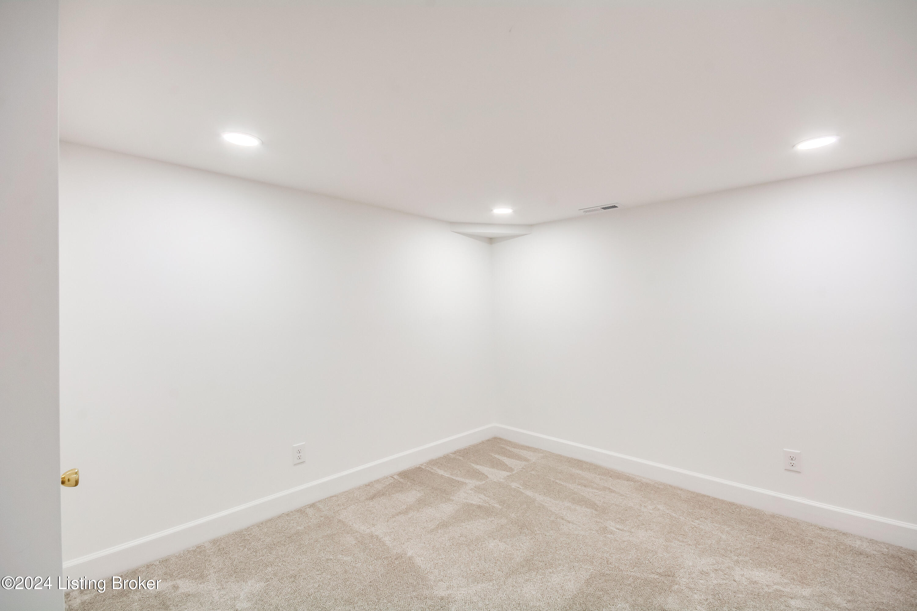 112 Sweetbriar Ln