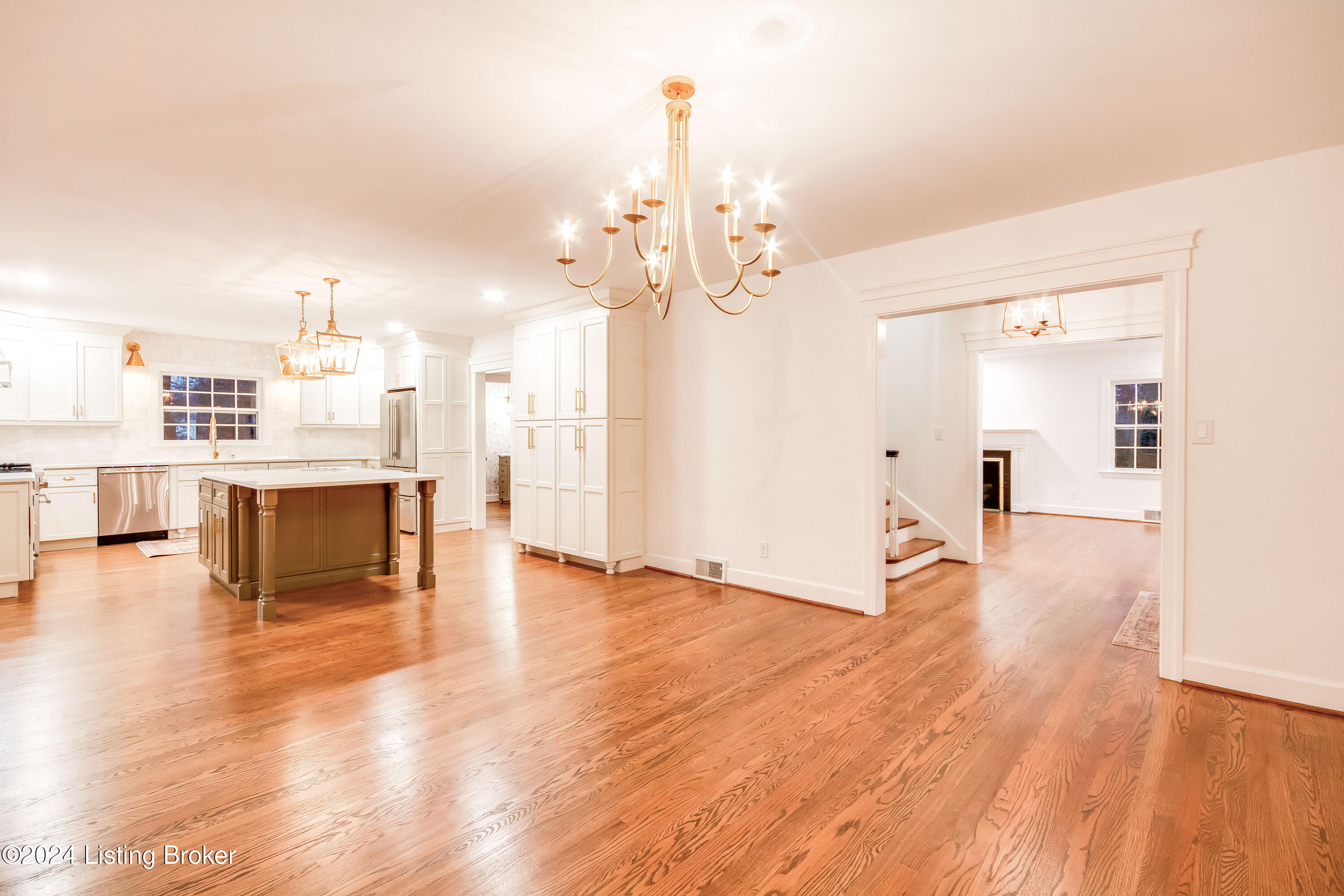 112 Sweetbriar Ln