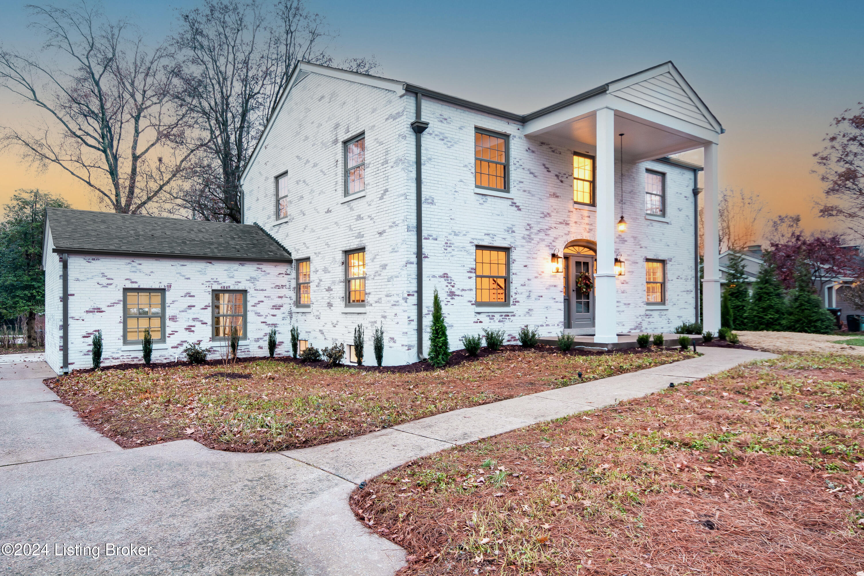 112 Sweetbriar Ln