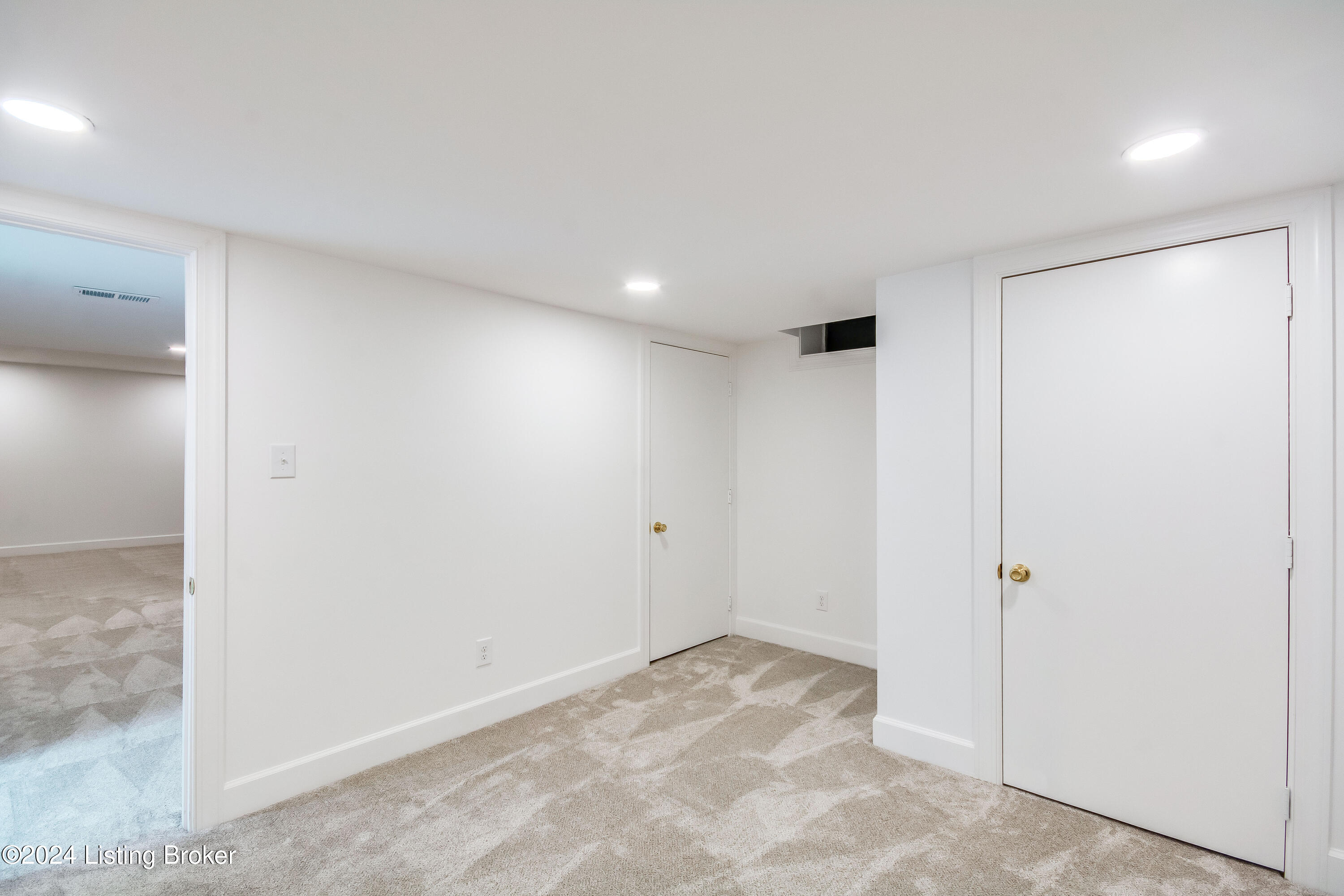 112 Sweetbriar Ln