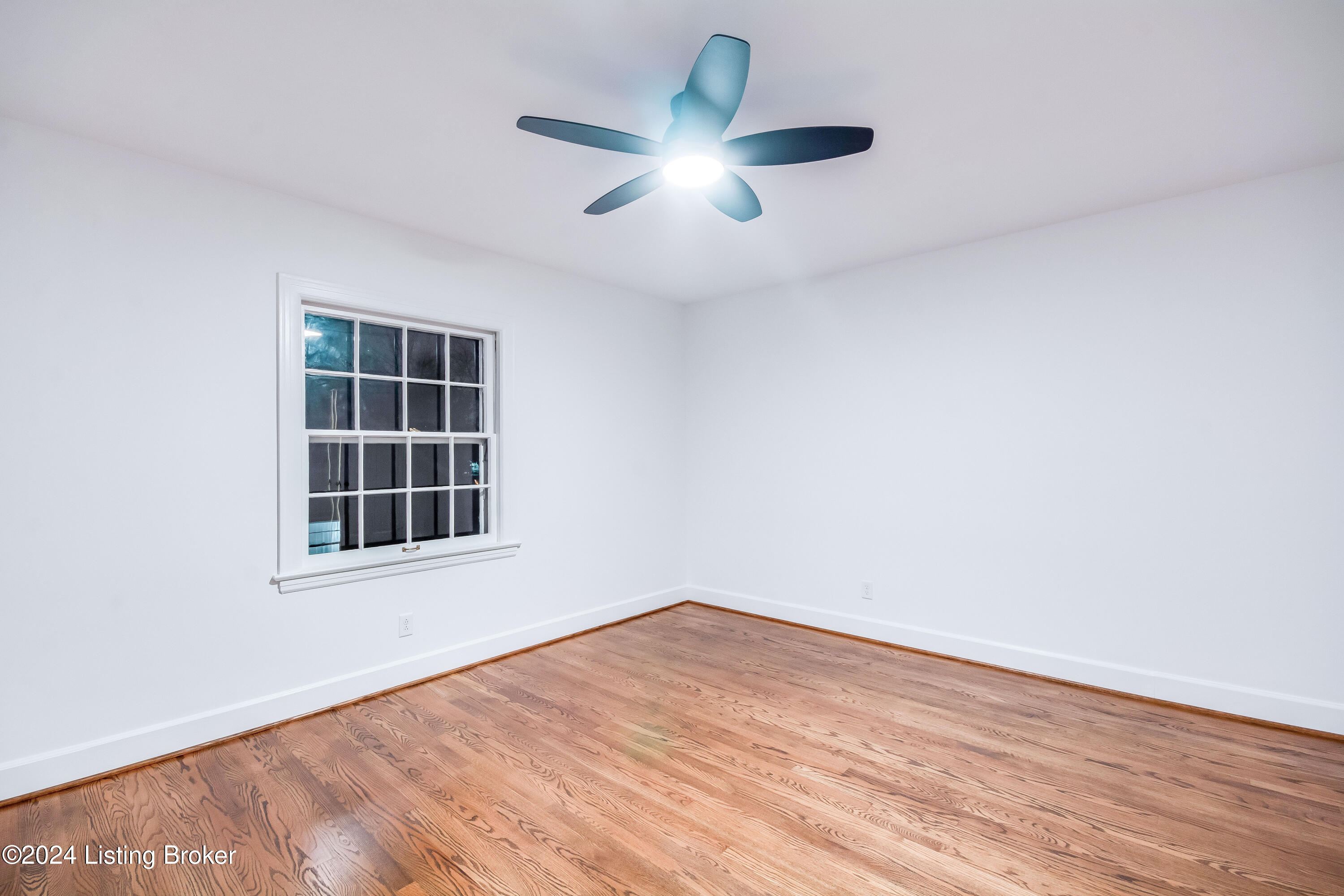 112 Sweetbriar Ln
