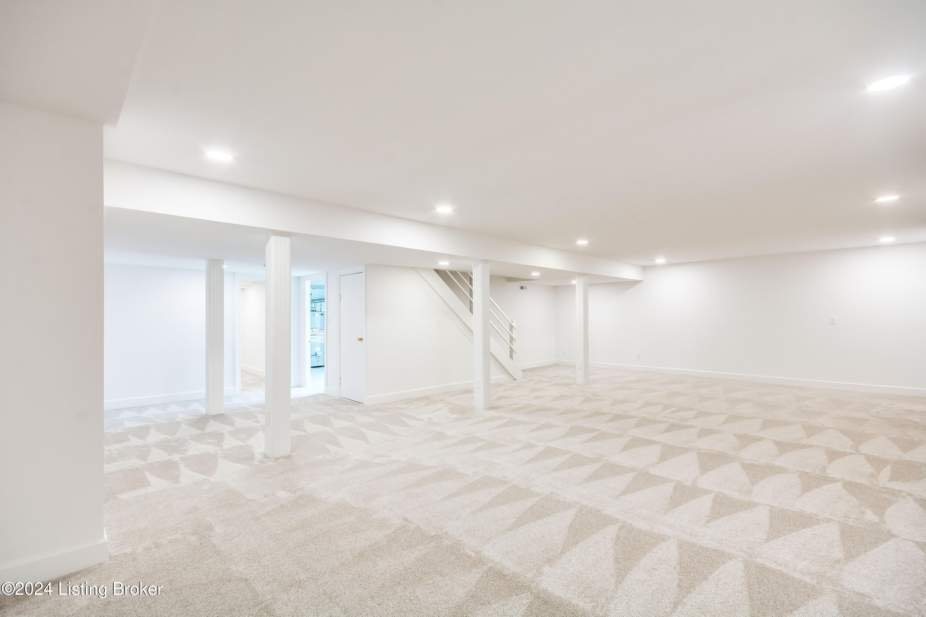 112 Sweetbriar Ln