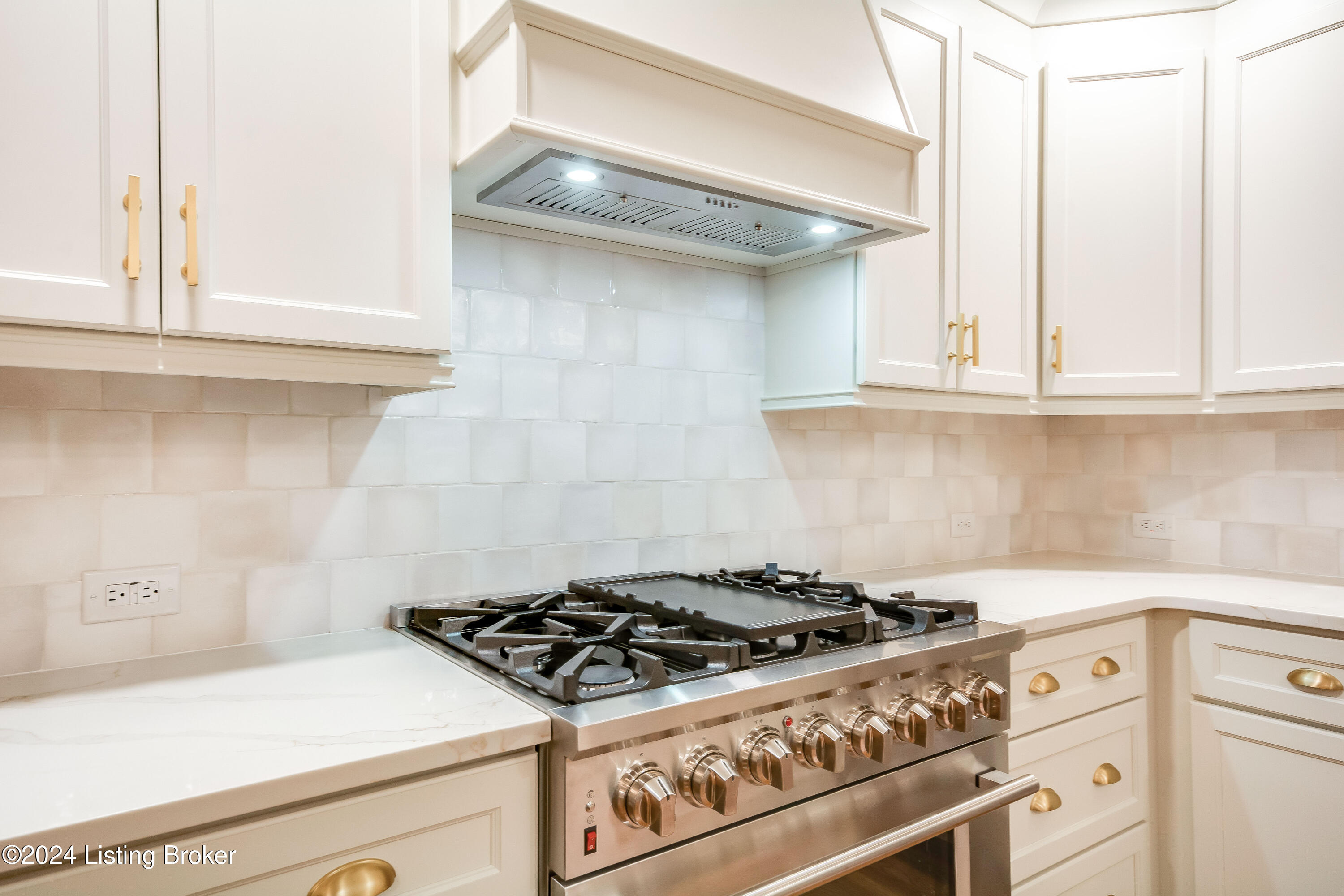112 Sweetbriar Ln