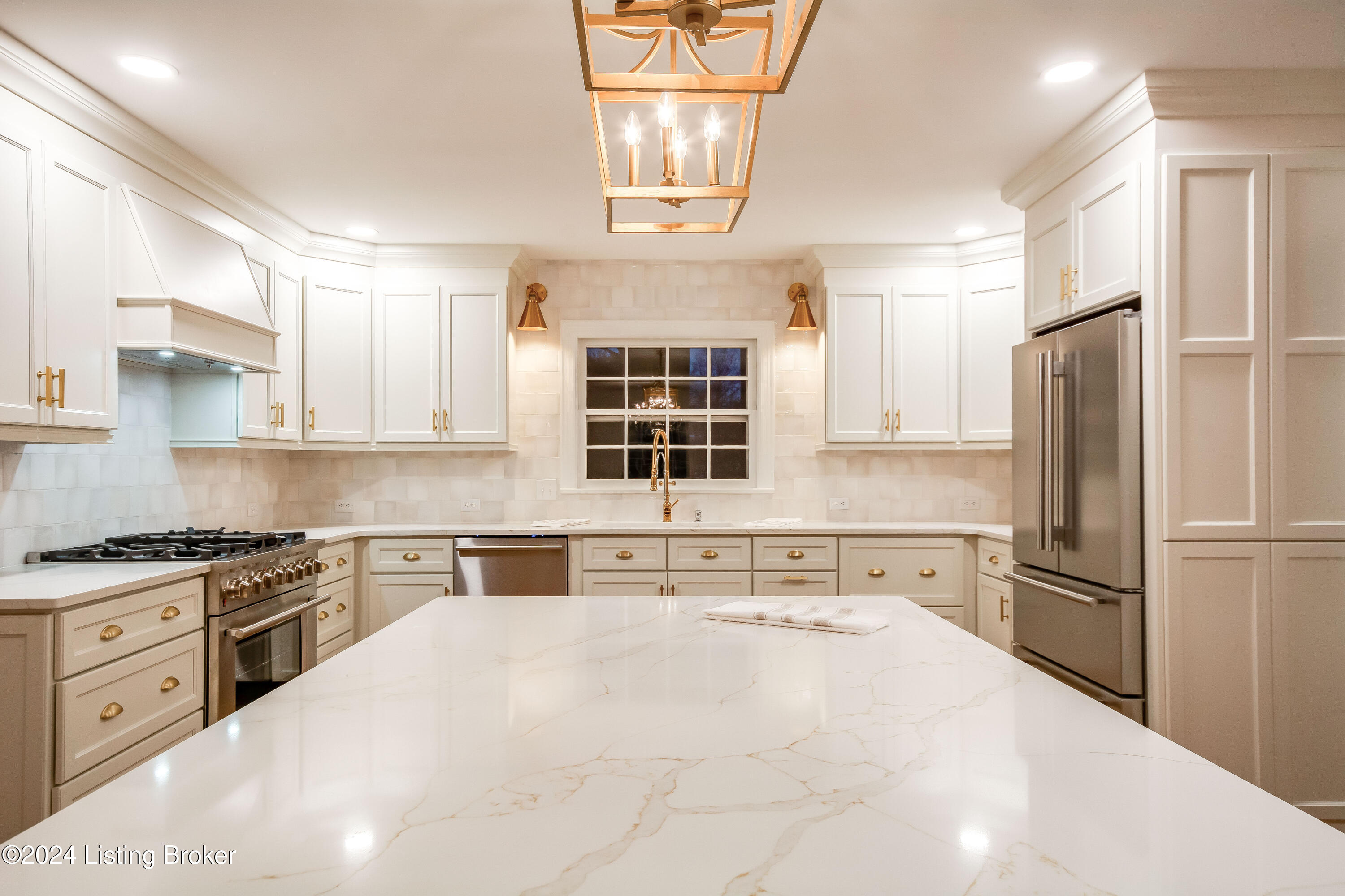 112 Sweetbriar Ln