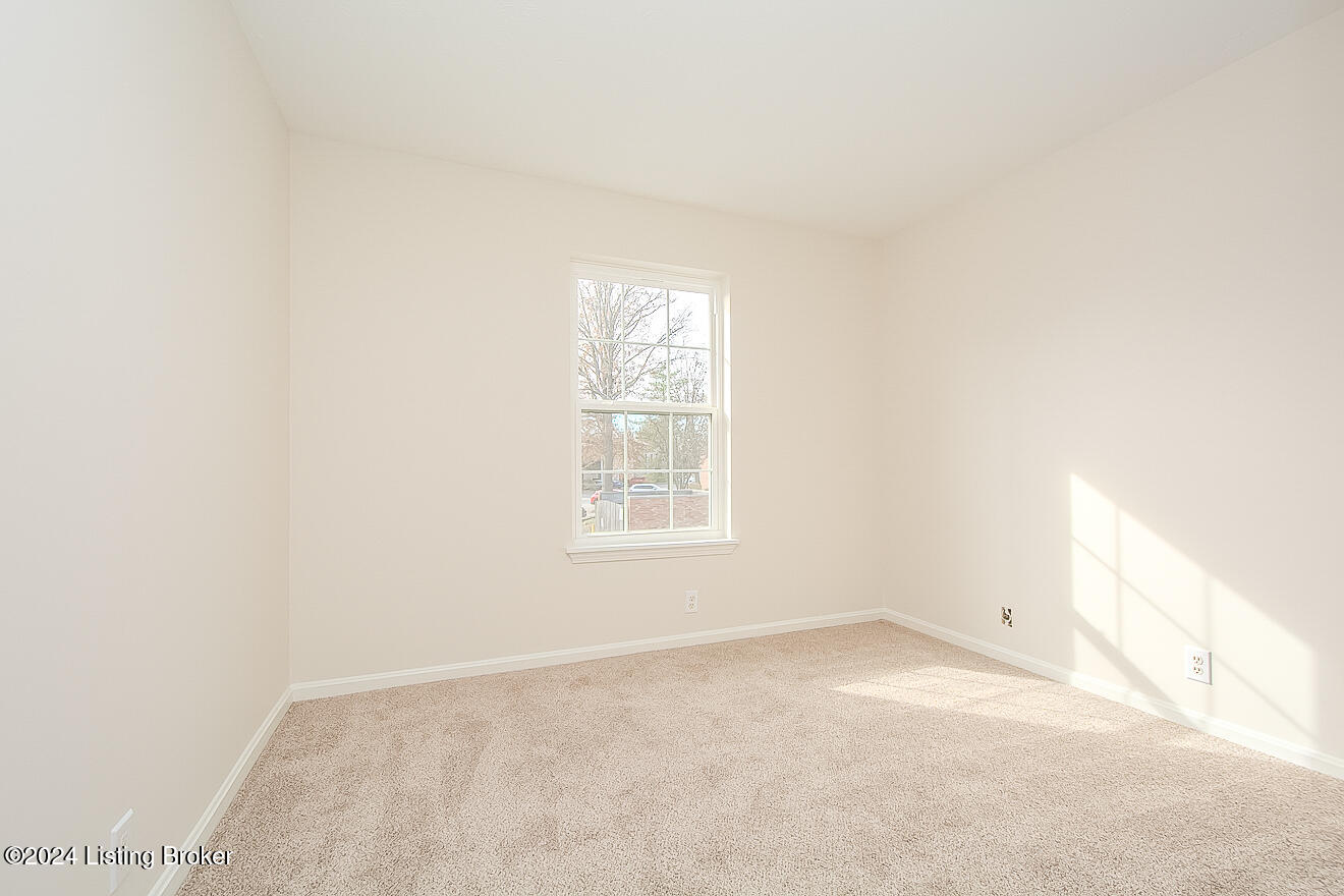 312 Logsdon Ct