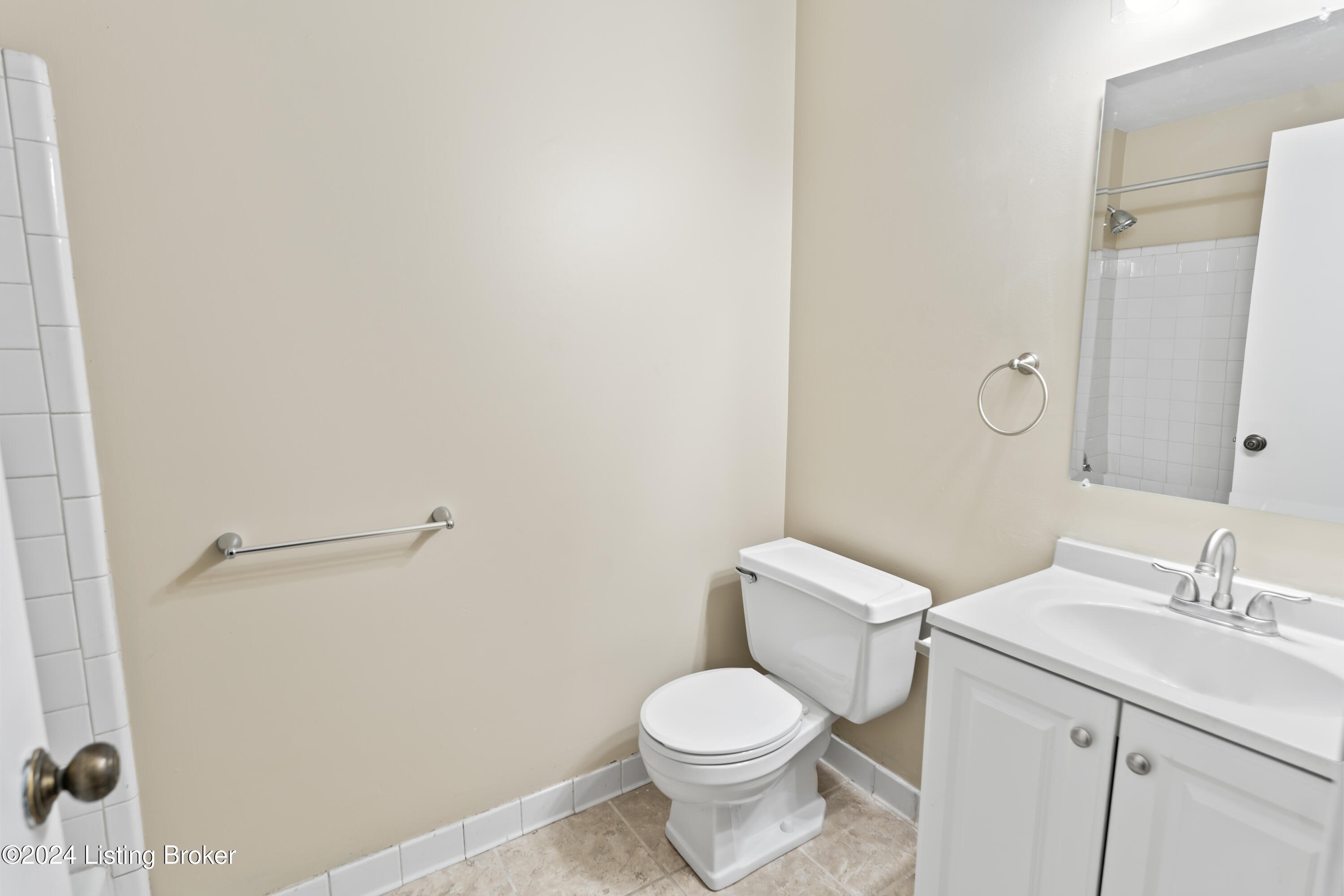 103 Algiers Ct, 3