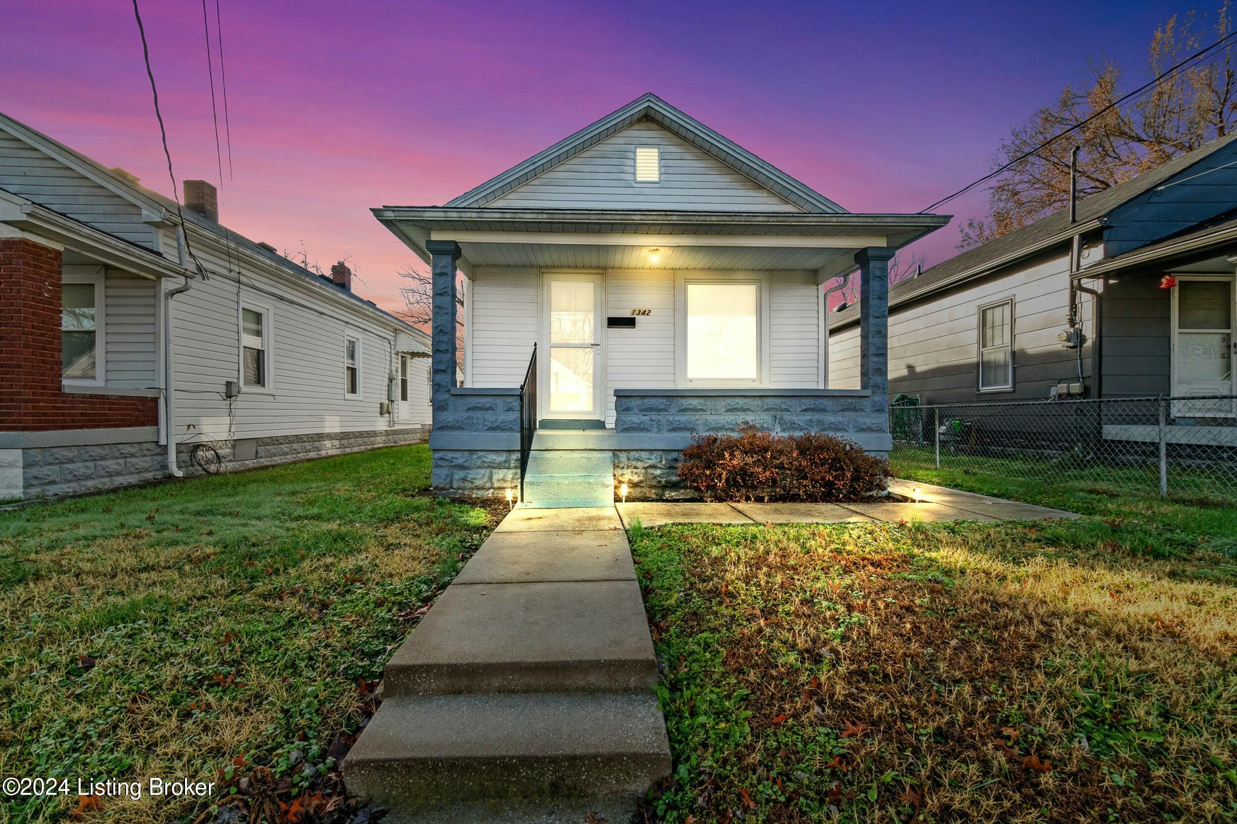 1342 Longfield Ave
