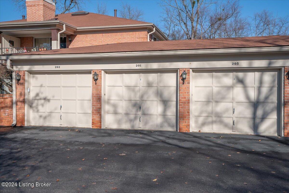 201 Forest Park Rd