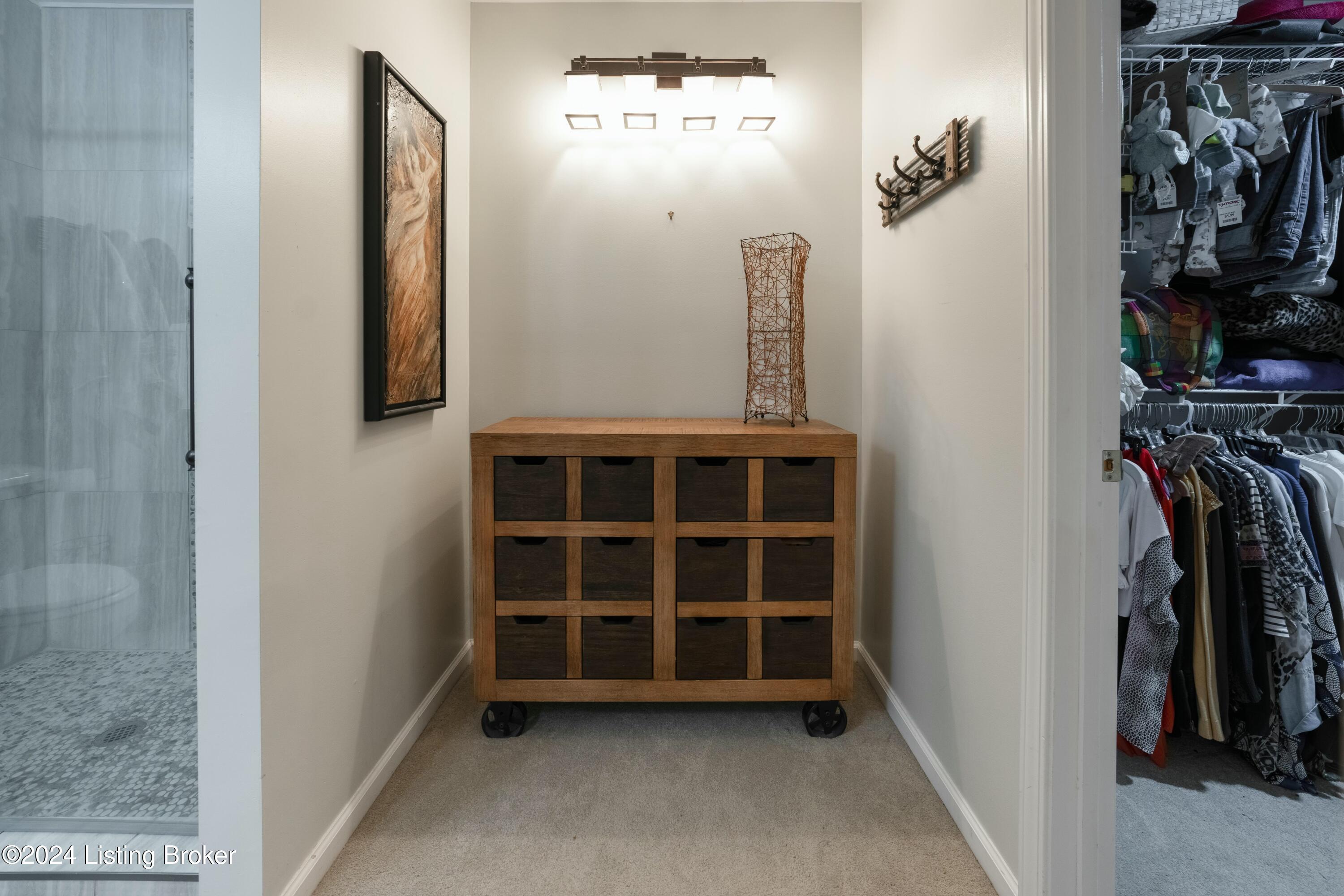 5135 Withorn Square