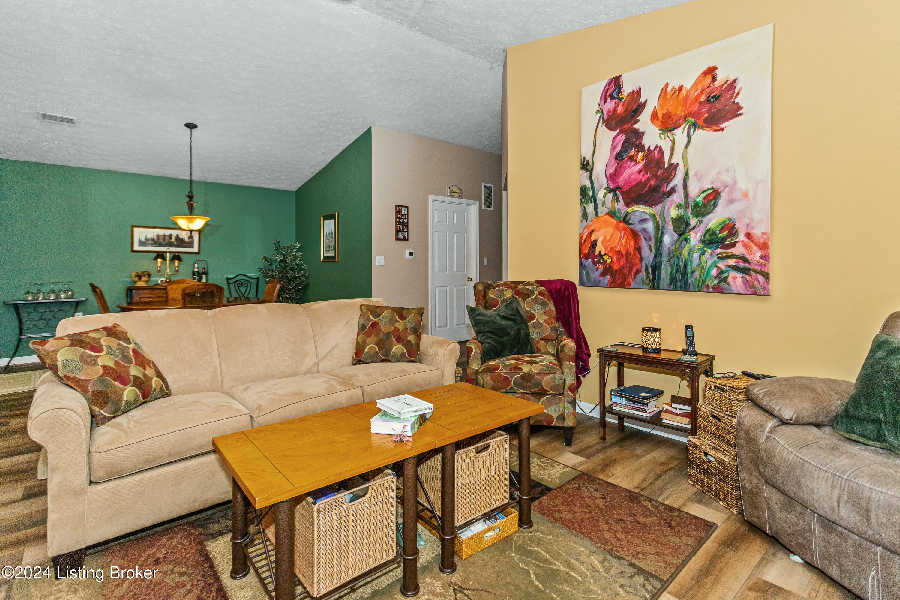 10306 Royce Ct APT 203