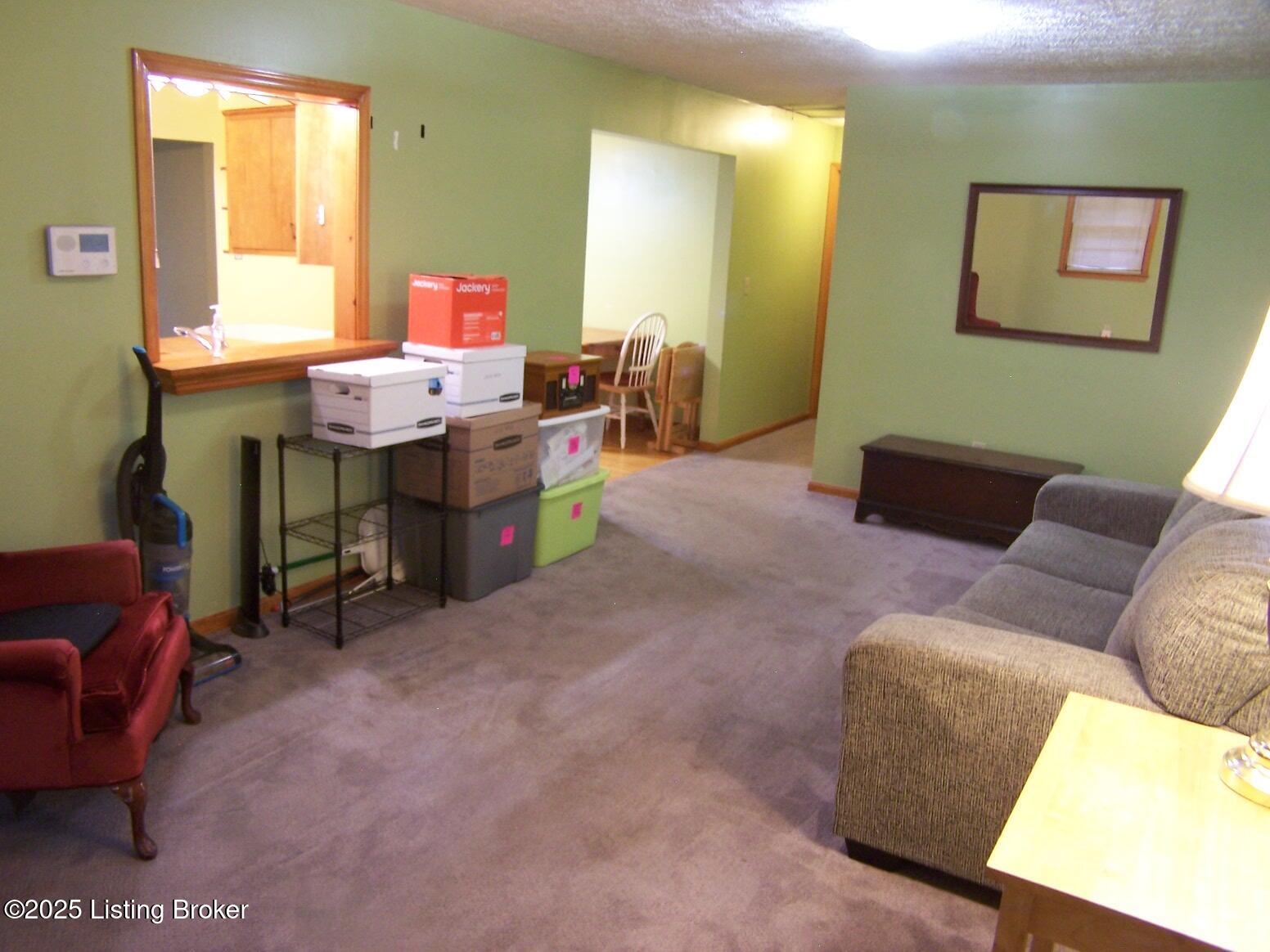 2235 Thurman Dr