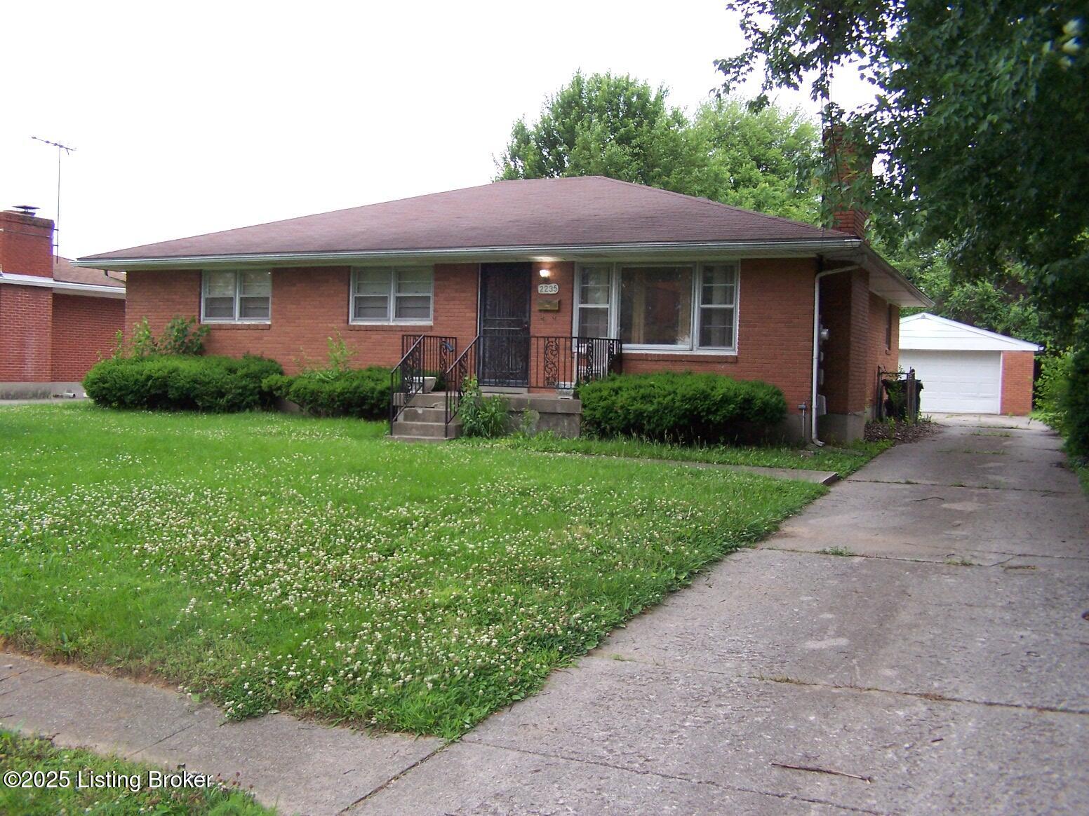 2235 Thurman Dr