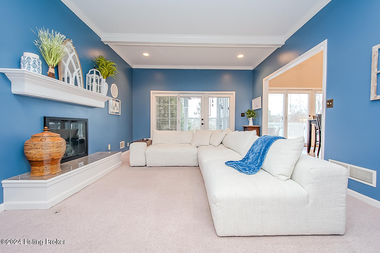 7422 Falls Ridge Ct