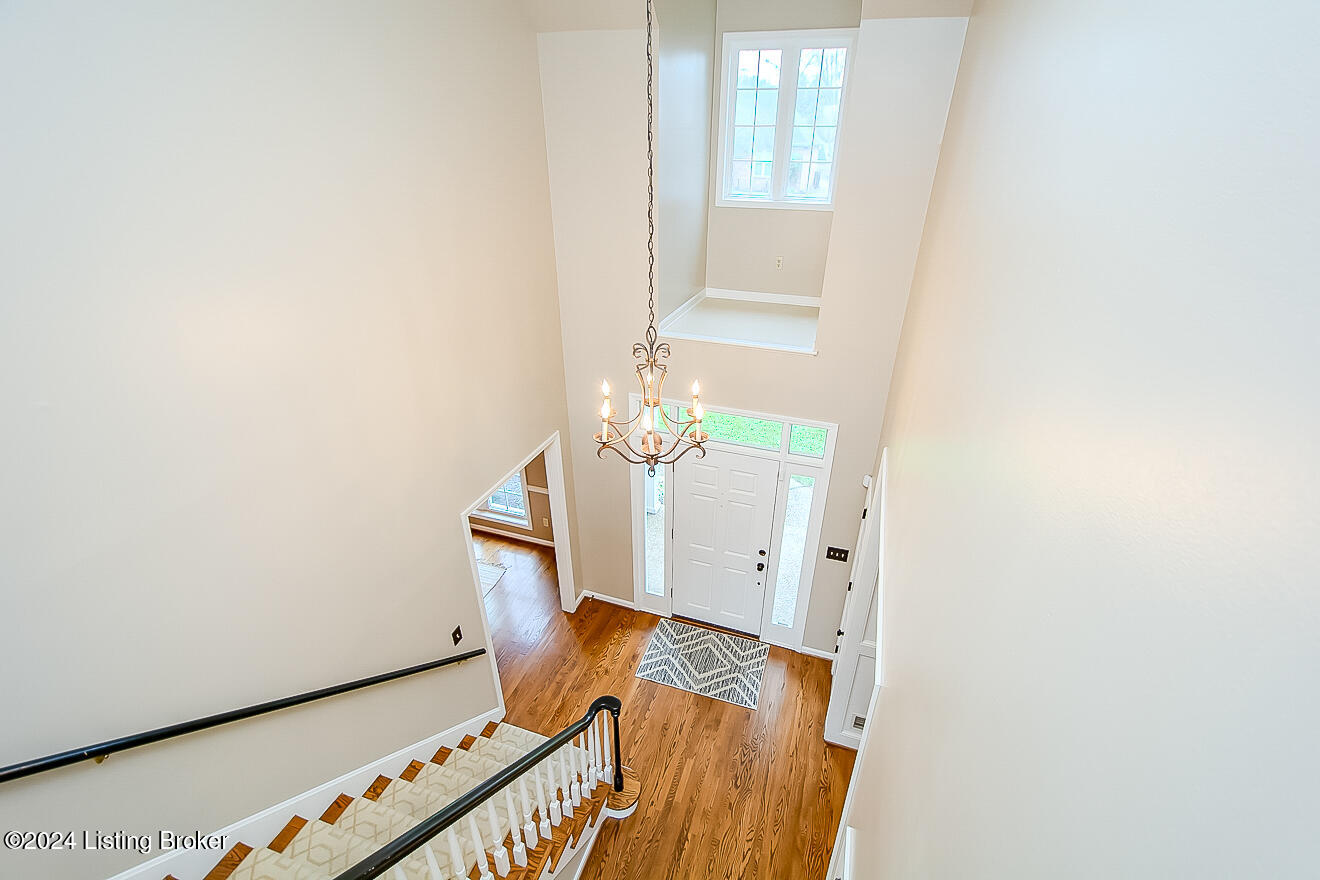 7422 Falls Ridge Ct