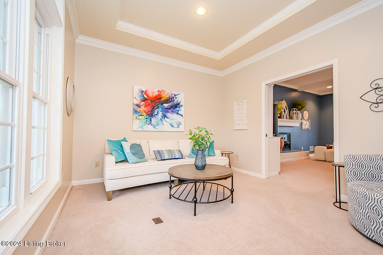 7422 Falls Ridge Ct