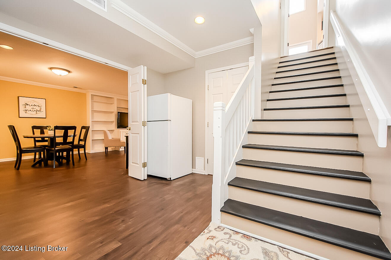 7422 Falls Ridge Ct