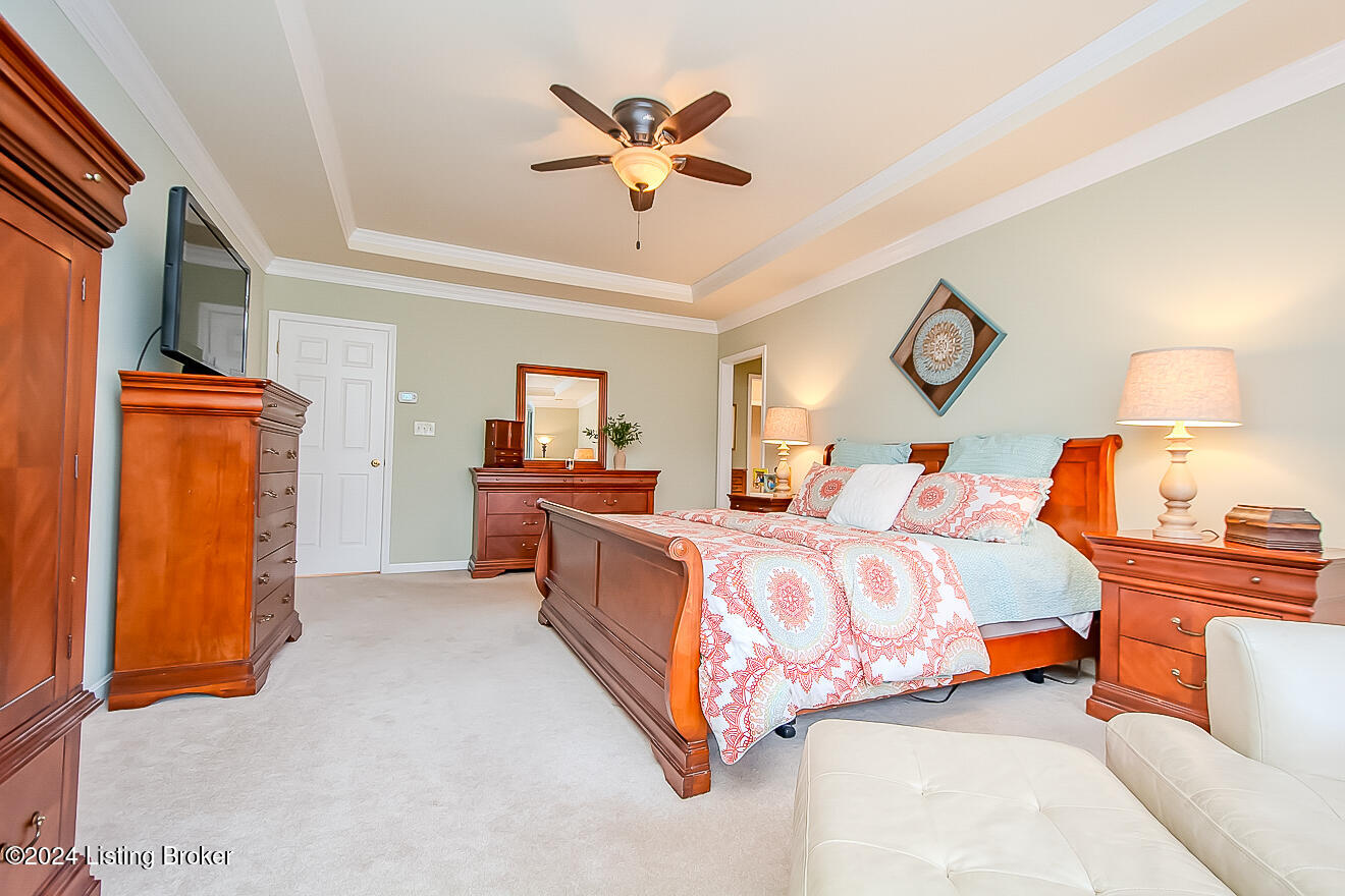 7422 Falls Ridge Ct