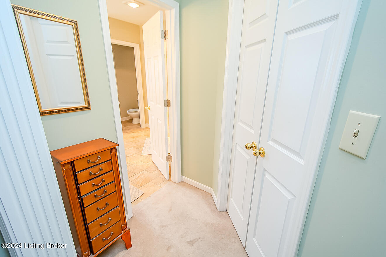 7422 Falls Ridge Ct