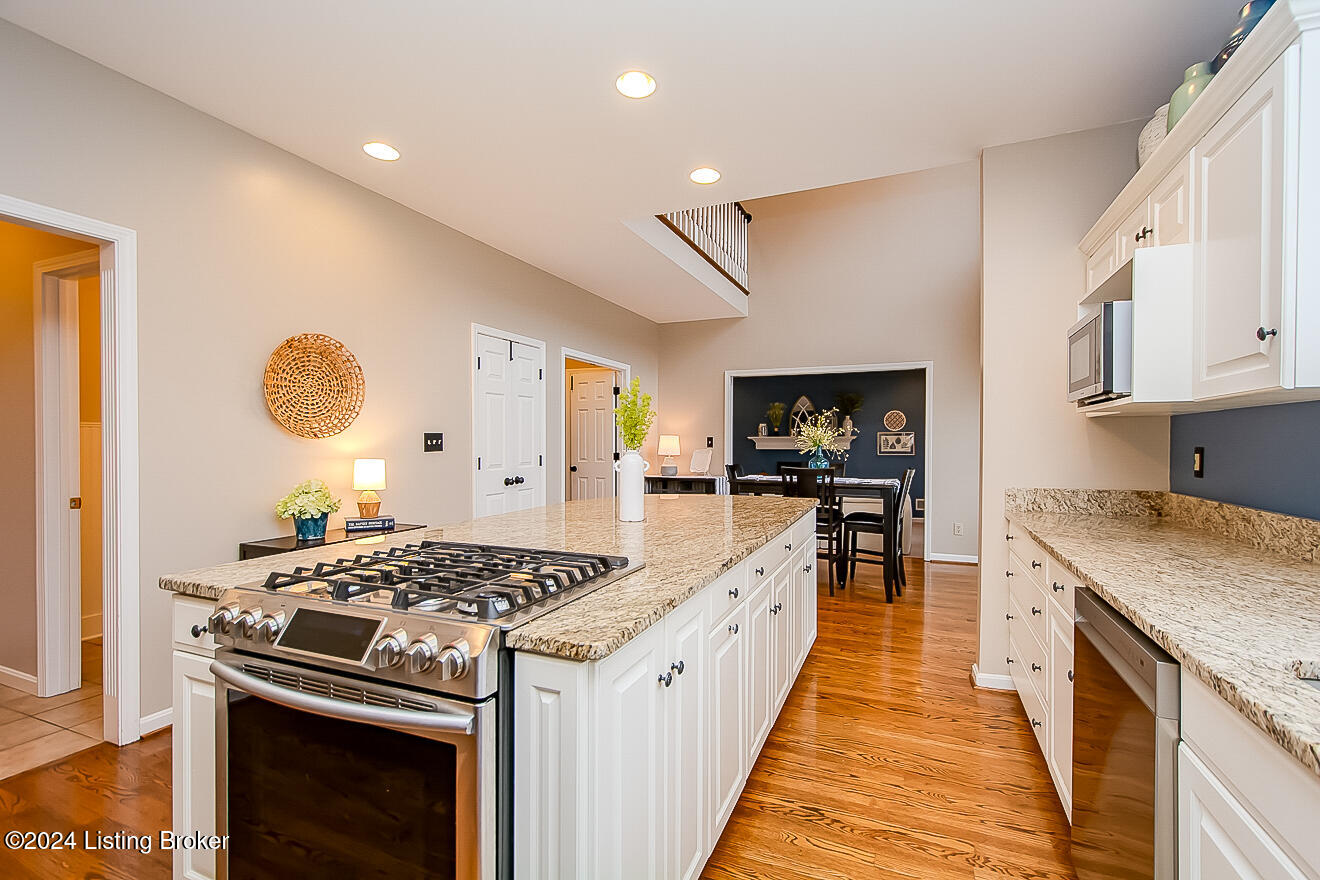 7422 Falls Ridge Ct