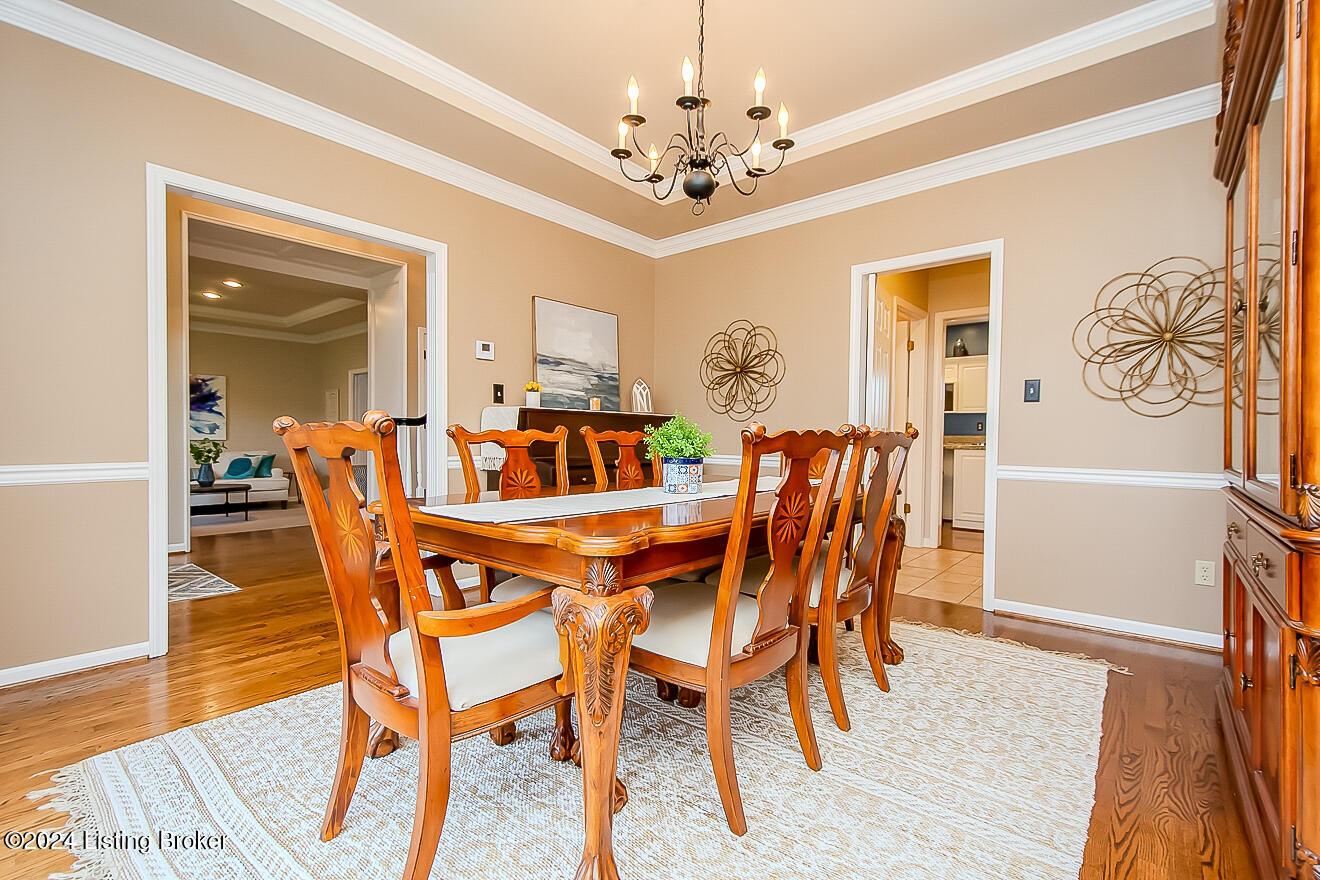 7422 Falls Ridge Ct