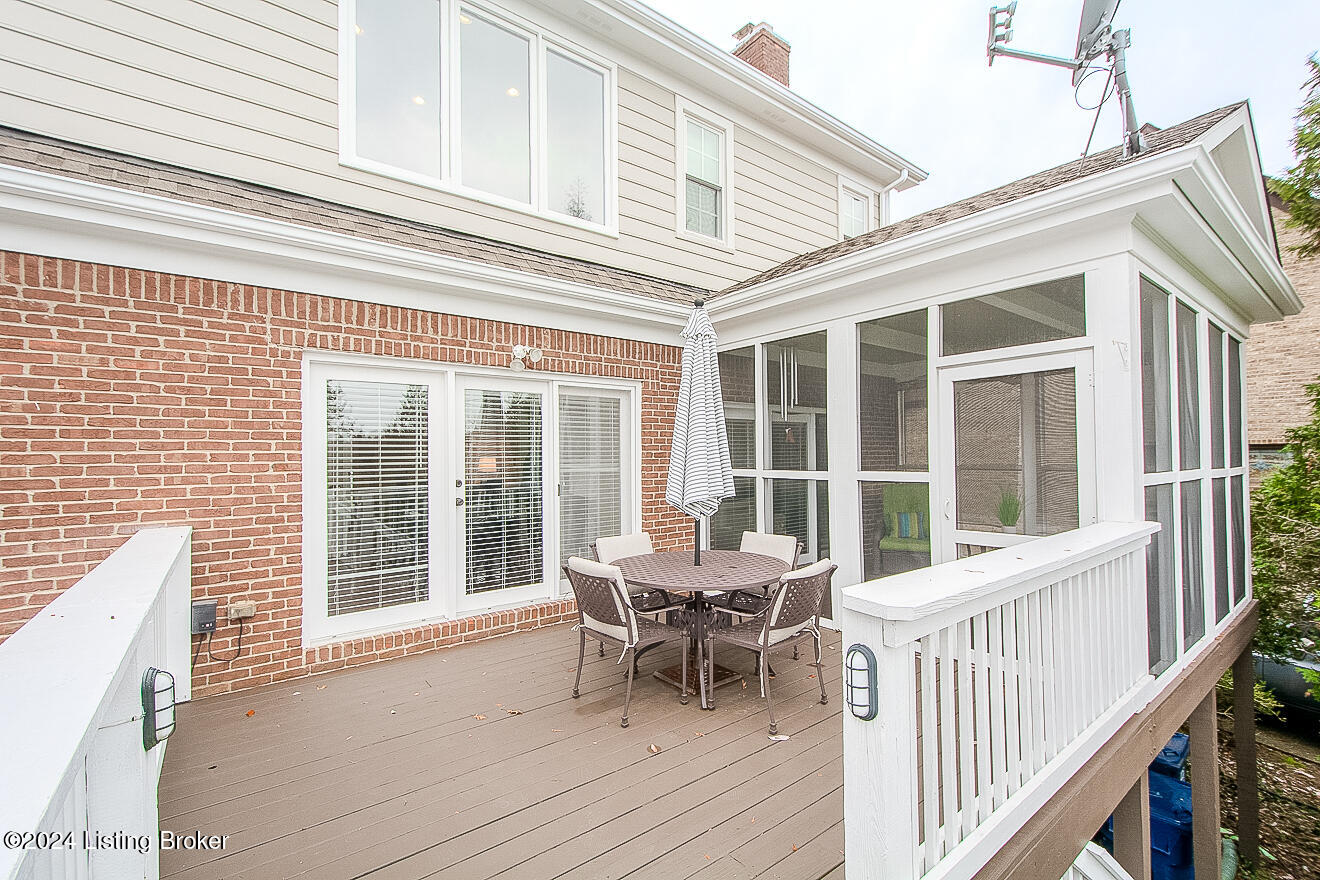 7422 Falls Ridge Ct