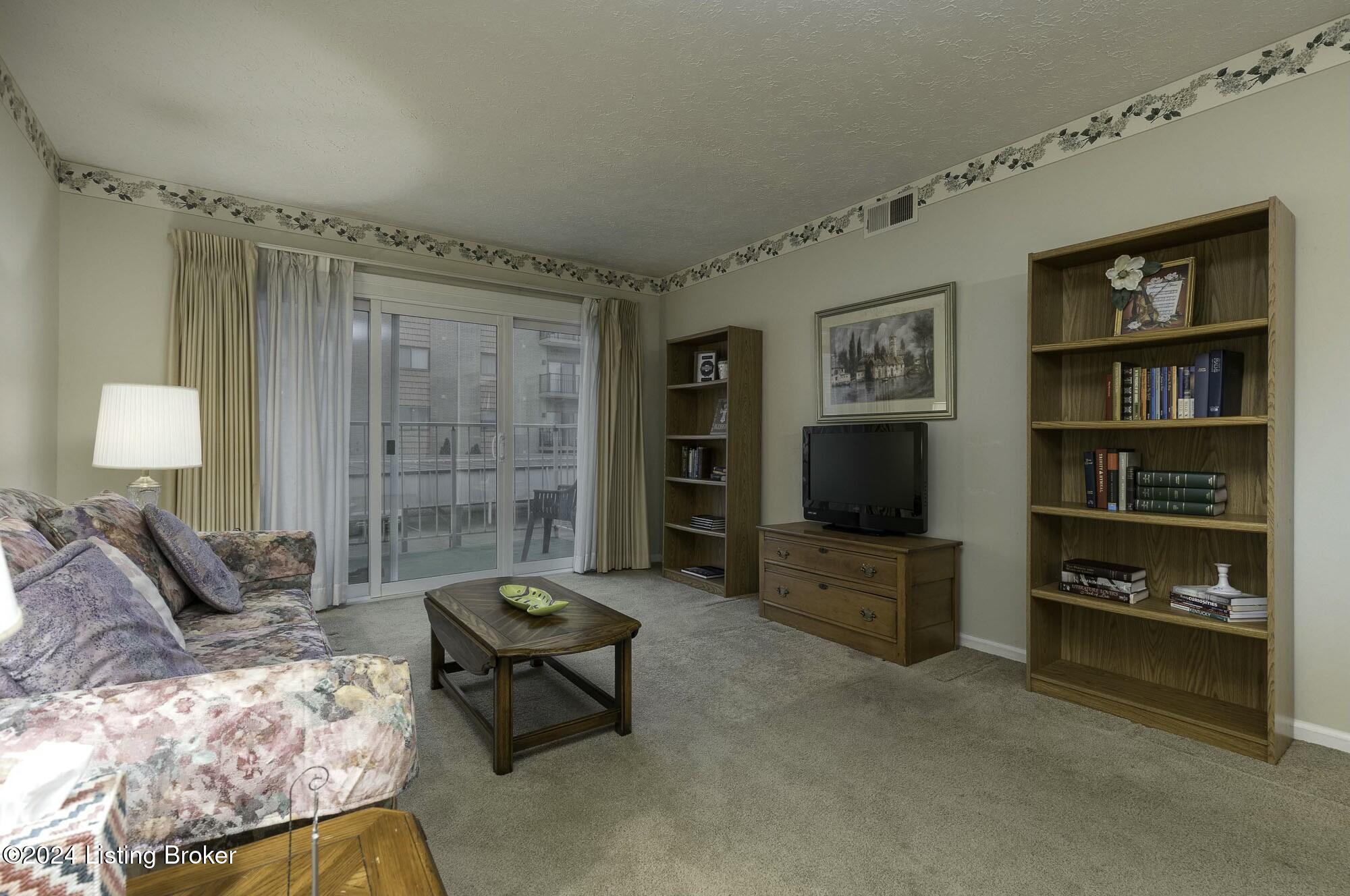 165 Thierman Ln 209