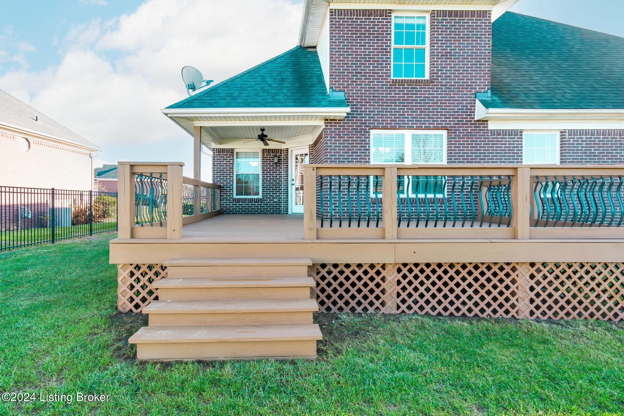 365 Crimson Creek Dr